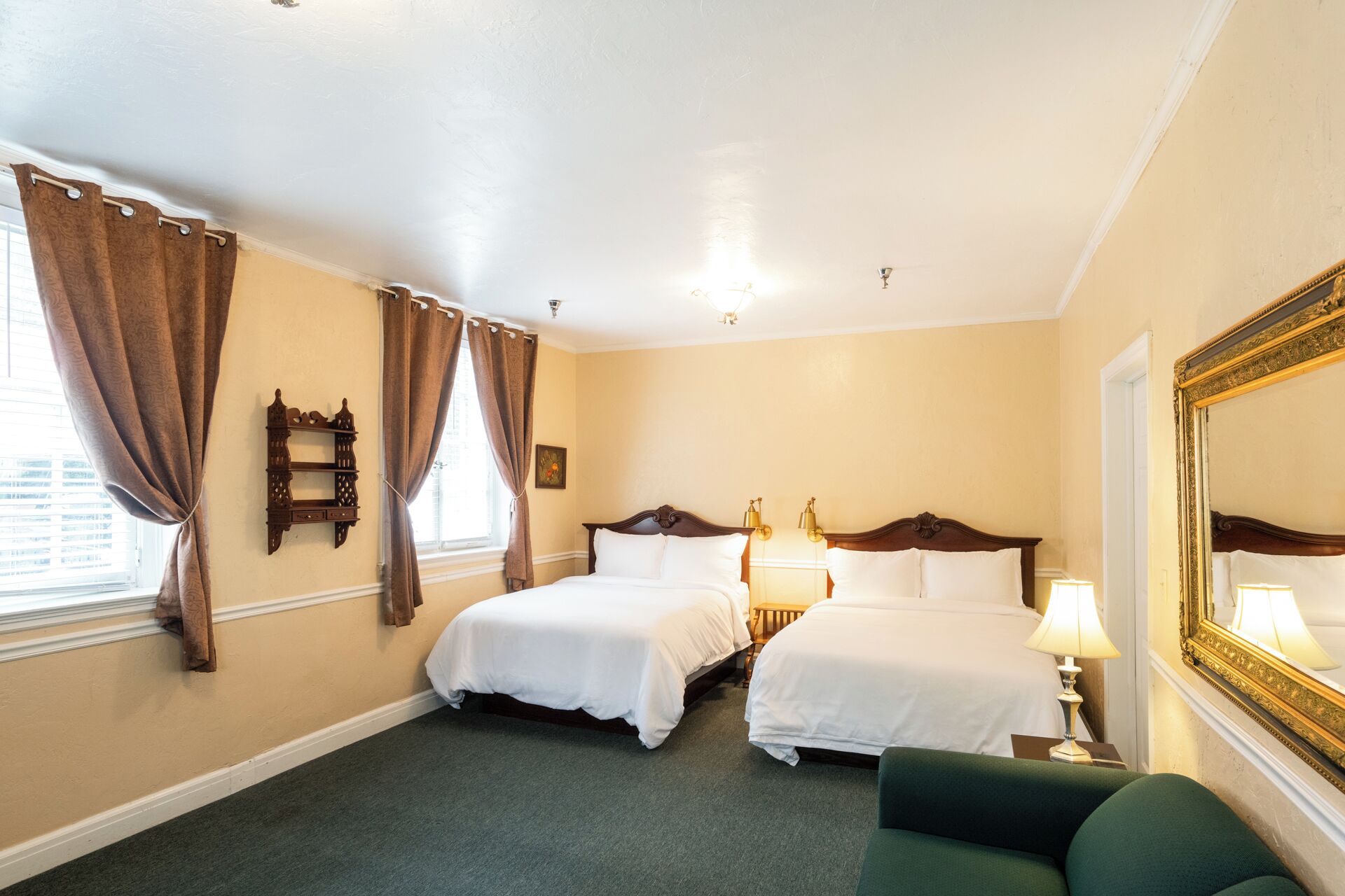 The 1927 Lake Lure Inn And Spa