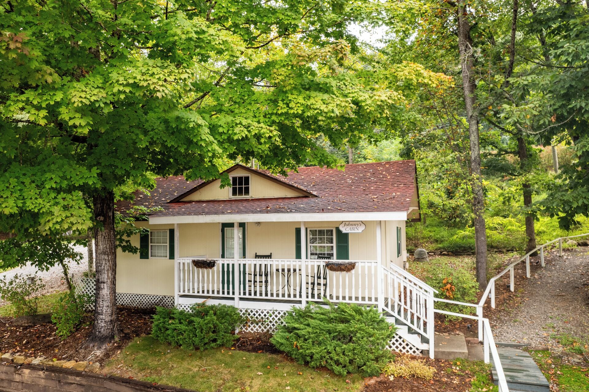The 1927 Lake Lure Inn And Spa