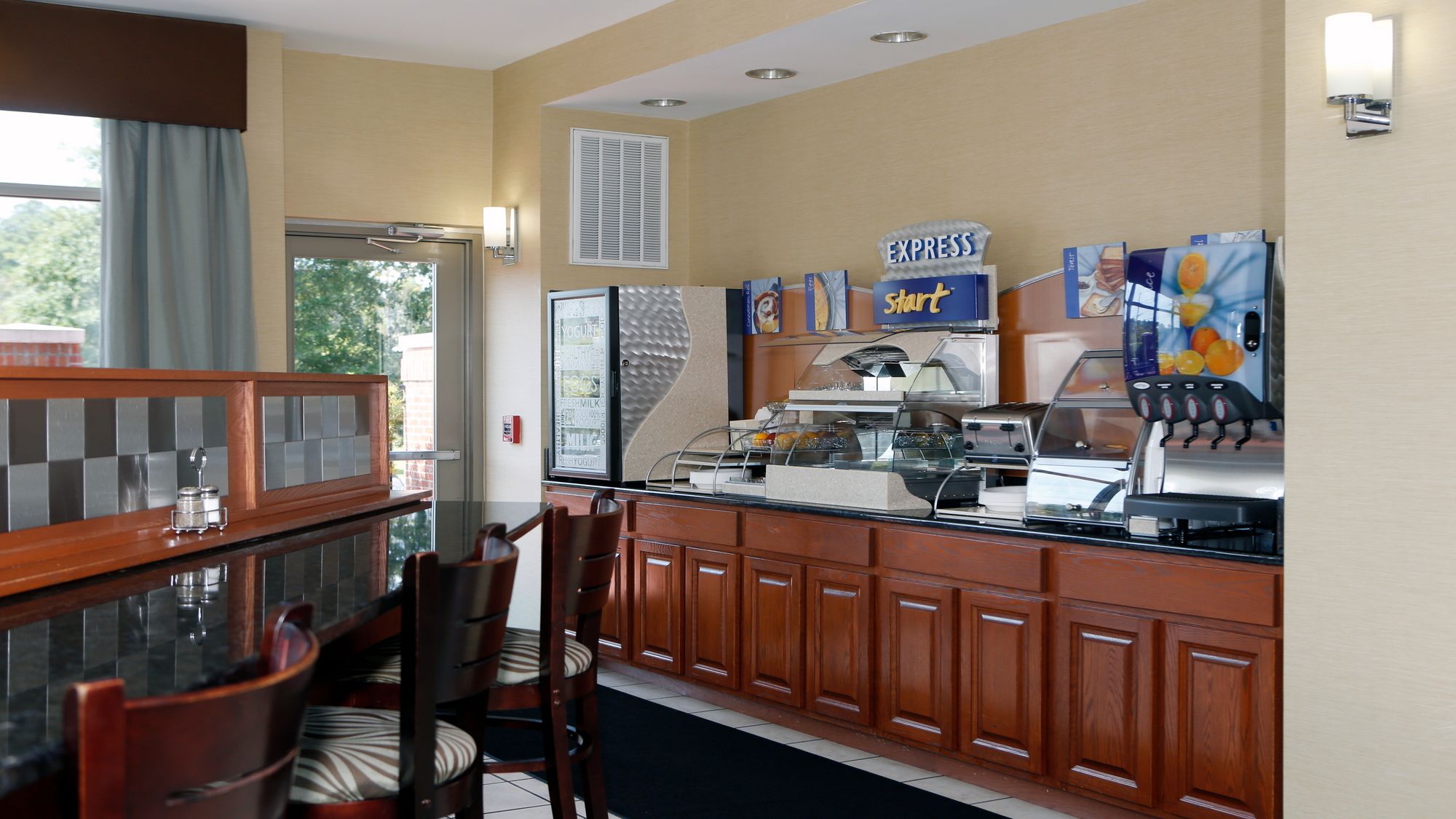Holiday Inn Express Leland - Wilmington Area