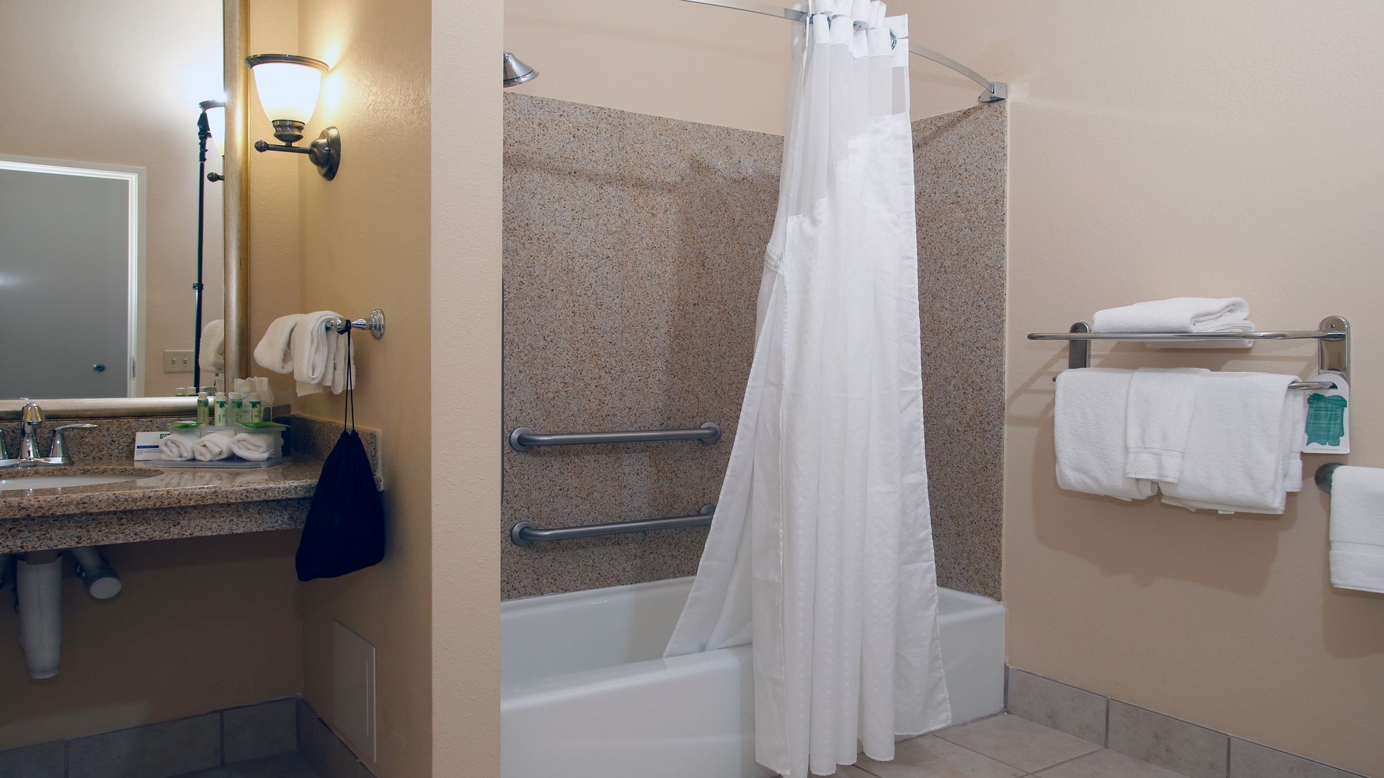 Holiday Inn Express Leland - Wilmington Area