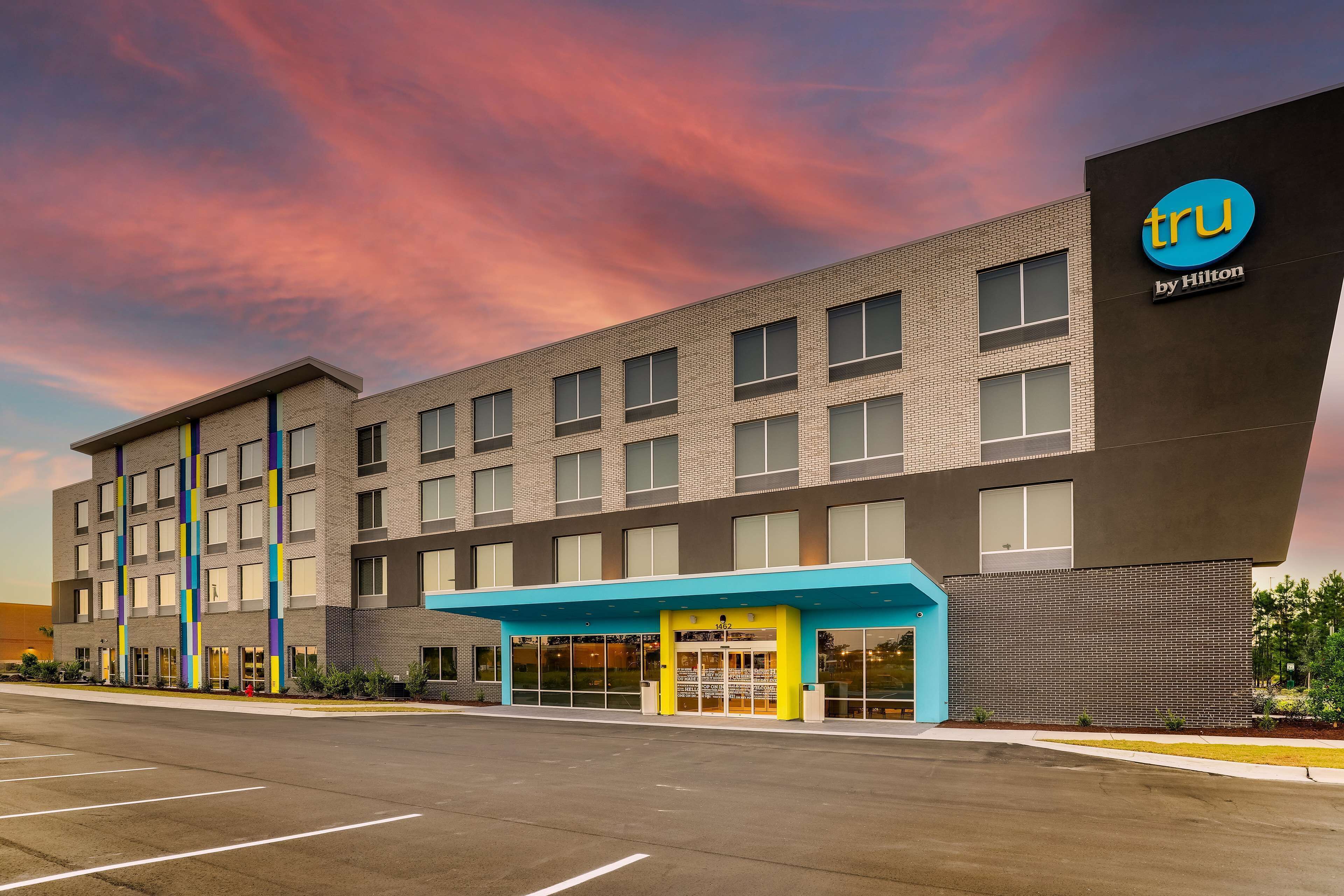 Tru by Hilton Leland Wilmington