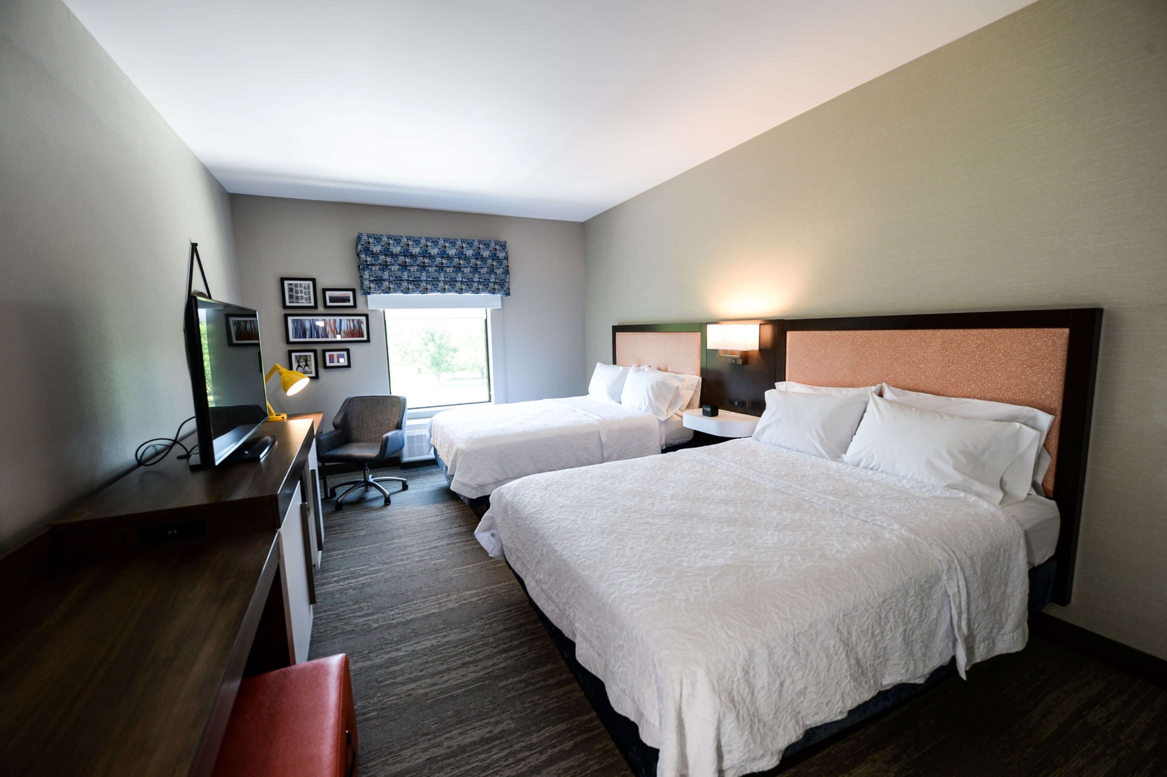 Hampton Inn & Suites Lenoir