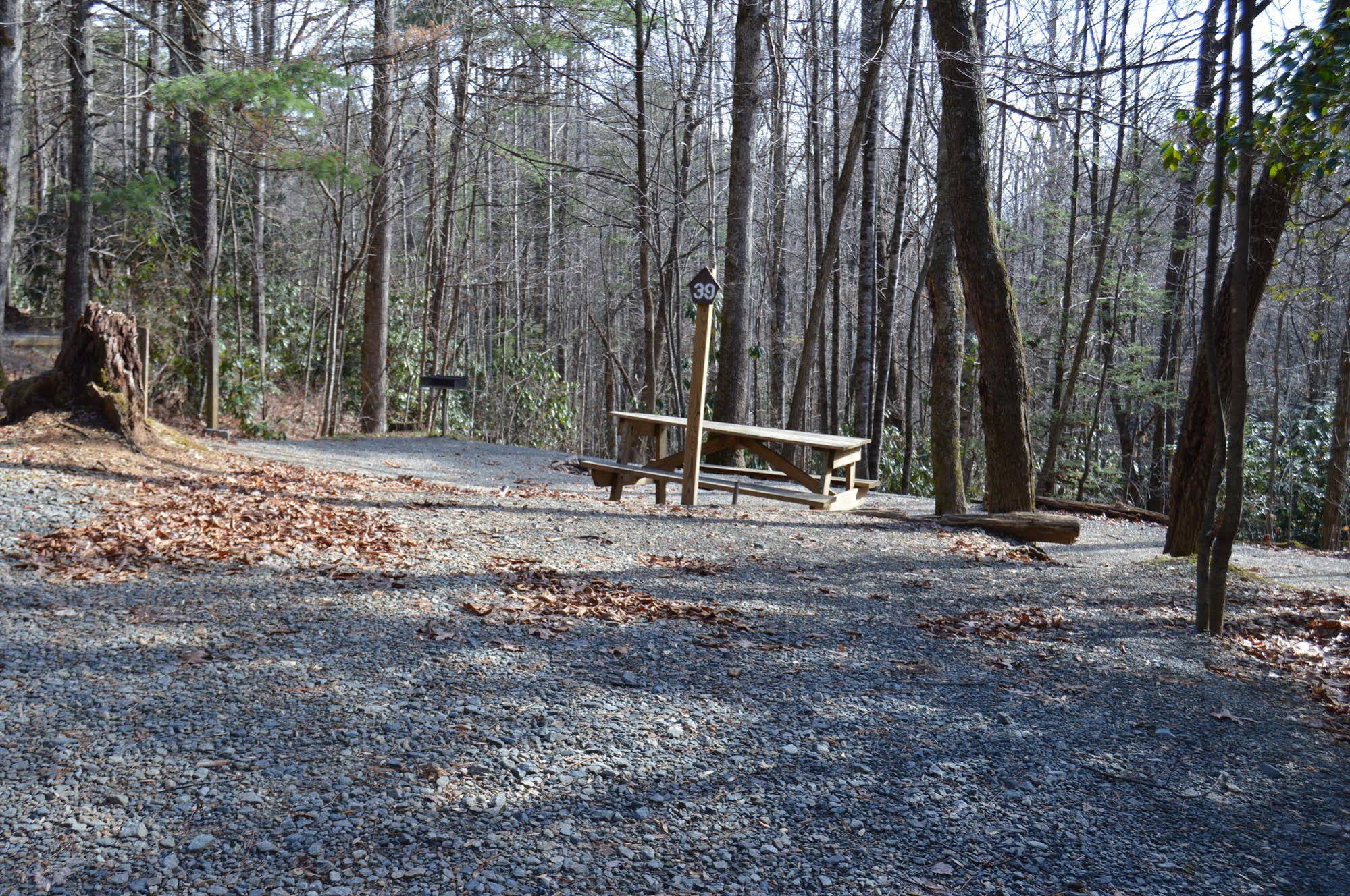 Linville Falls Campground & Cabins - A Cruise Inn Park
