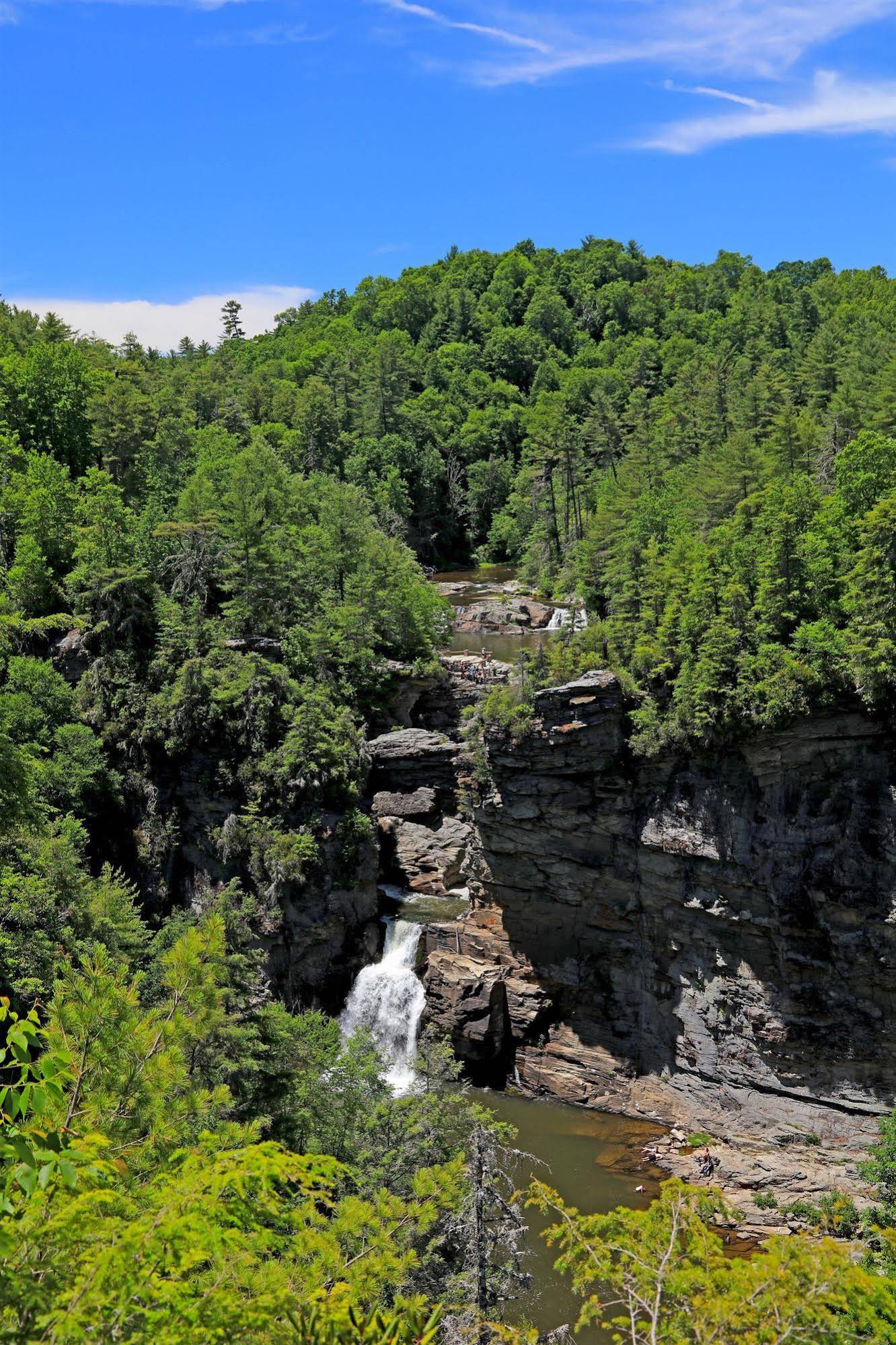 Linville Falls Campground & Cabins - A Cruise Inn Park