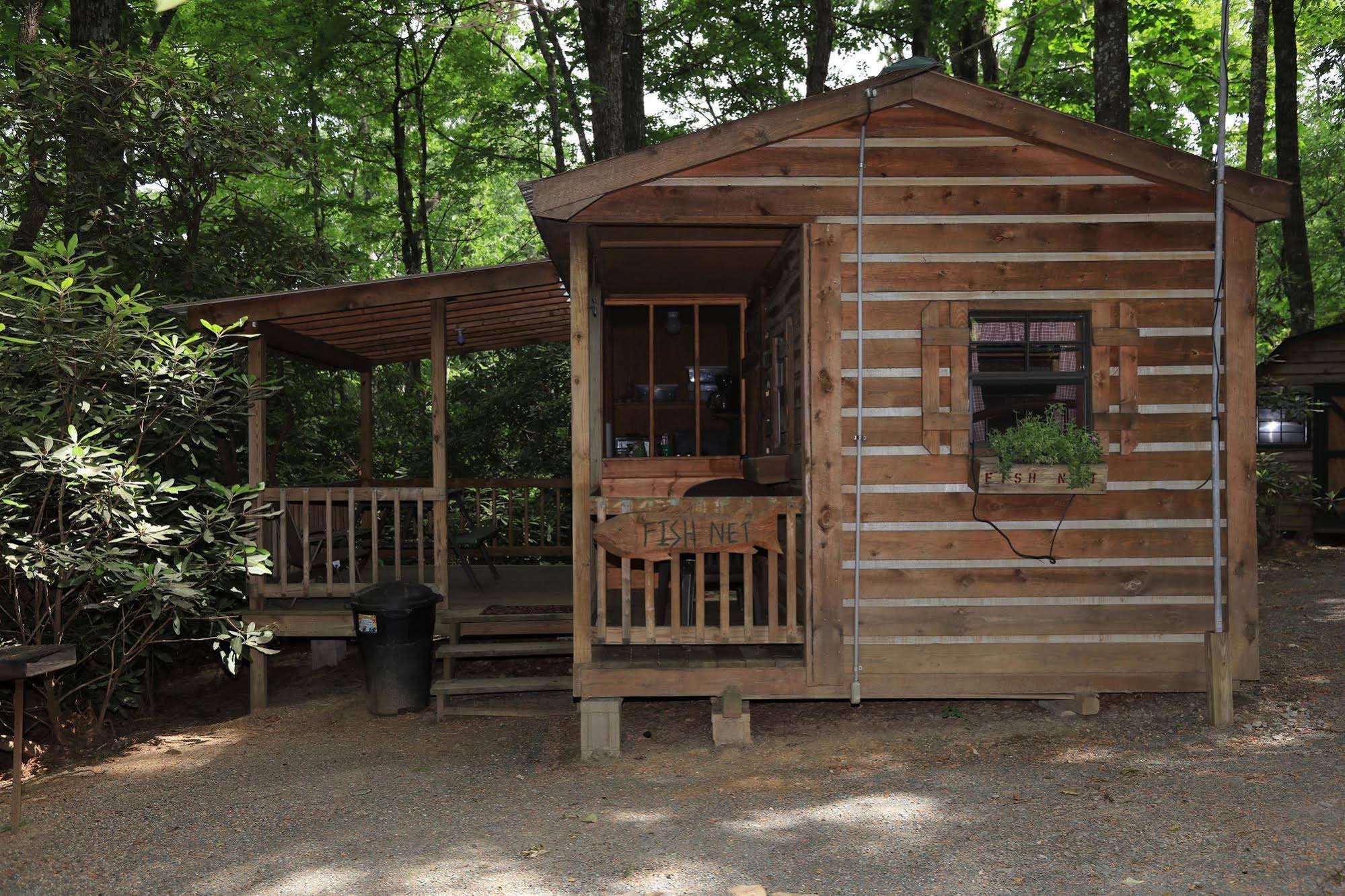 Linville Falls Campground & Cabins - A Cruise Inn Park
