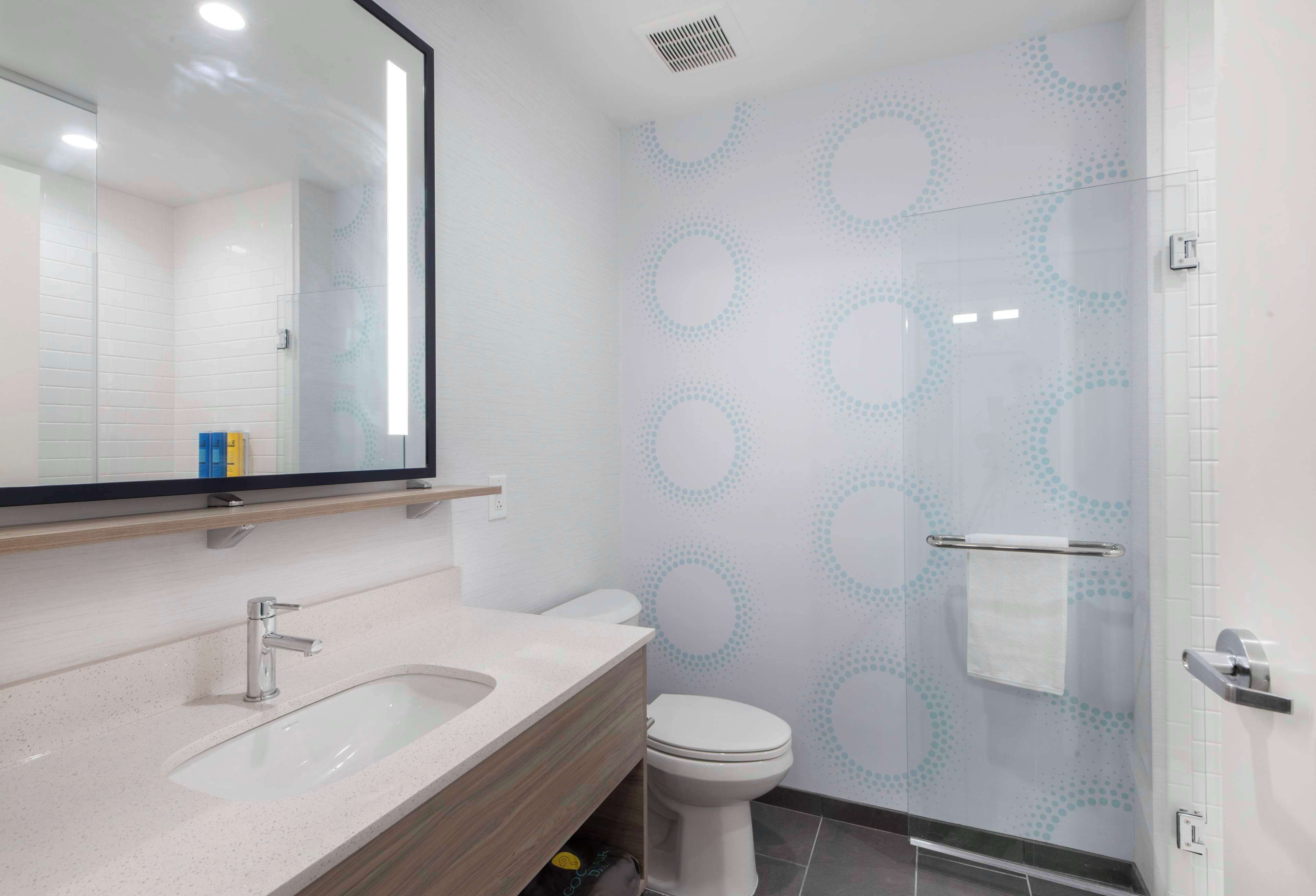 Tru by Hilton Lumberton