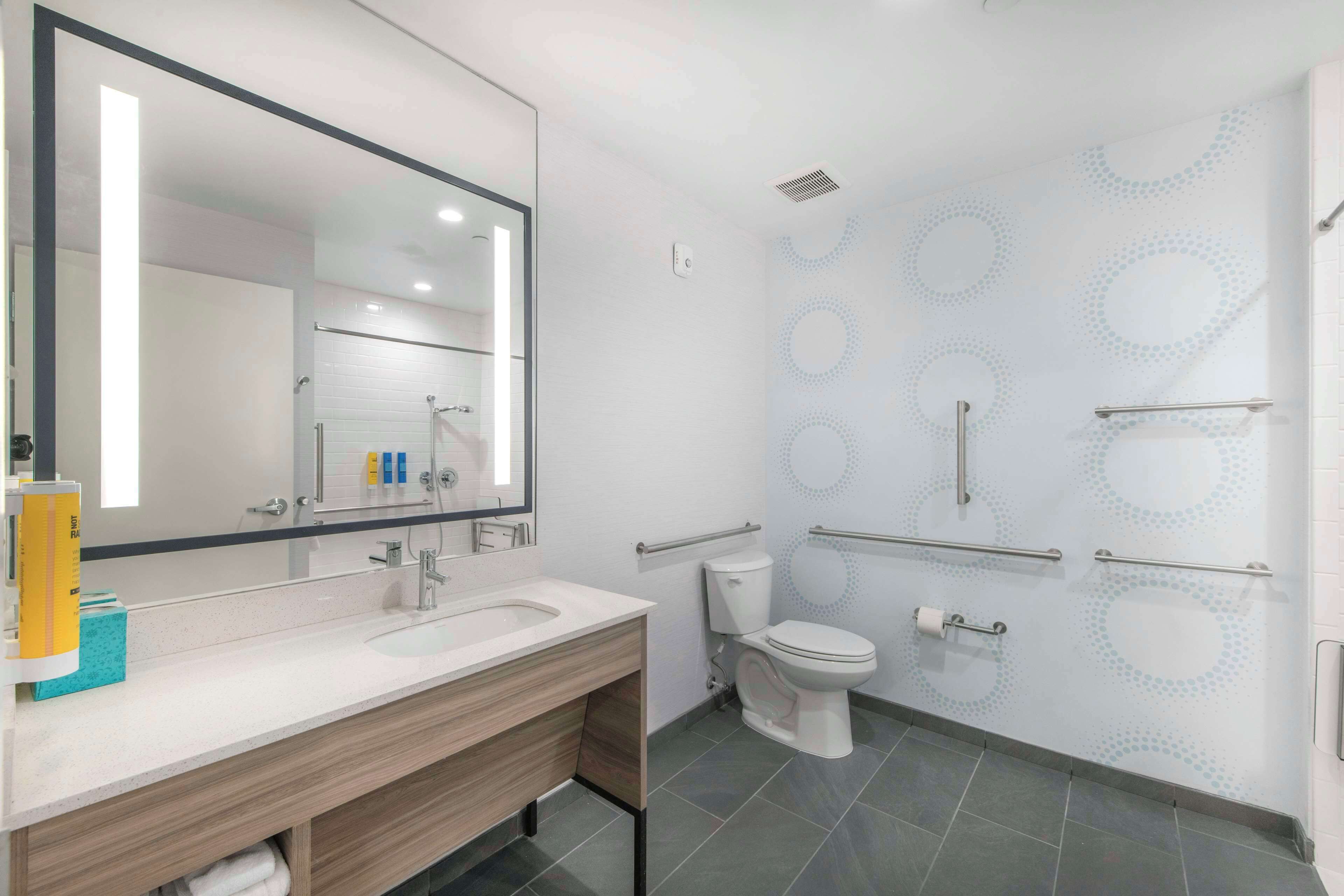 Tru by Hilton Lumberton