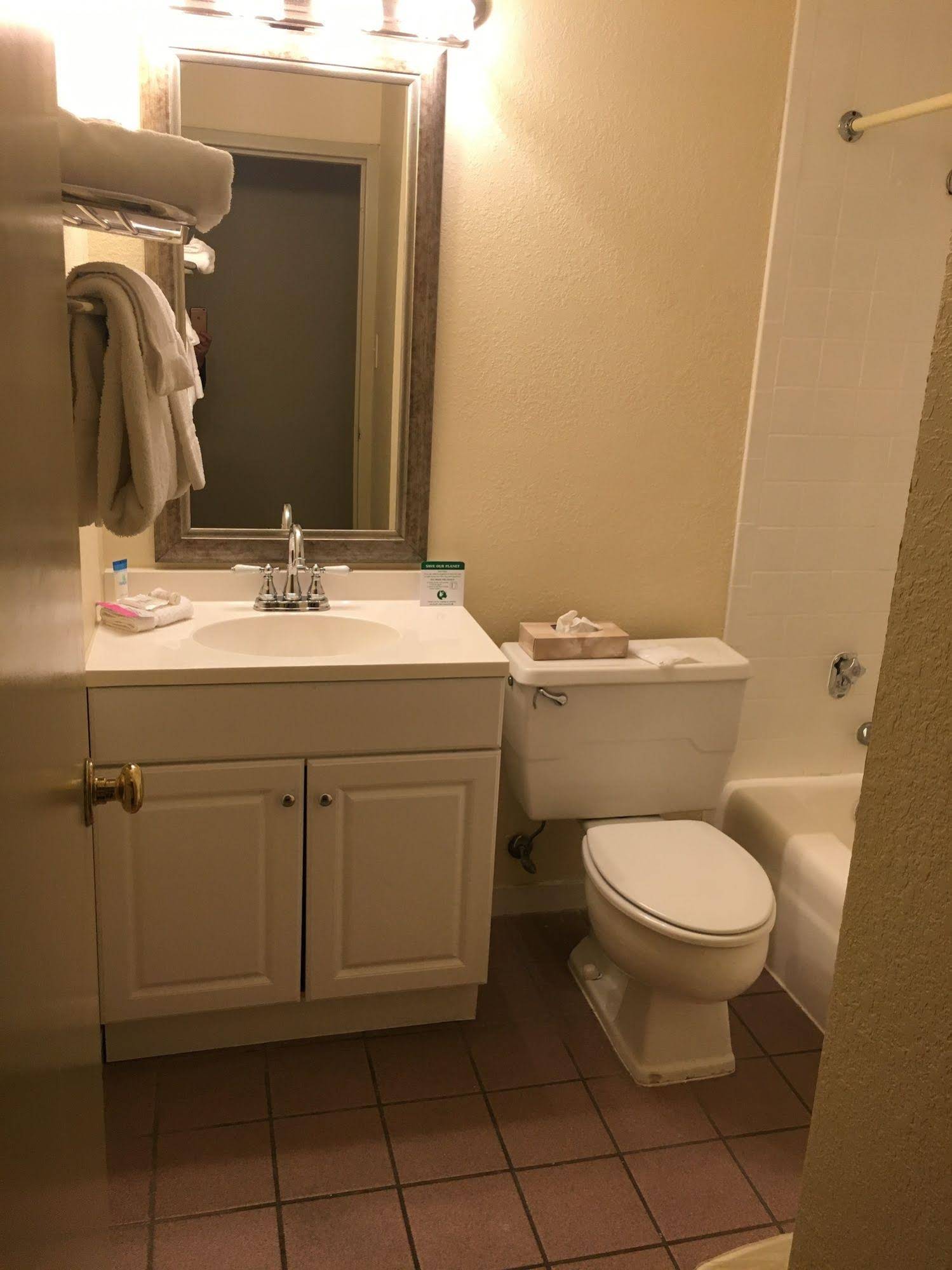 Clarion Hotel Conference Center