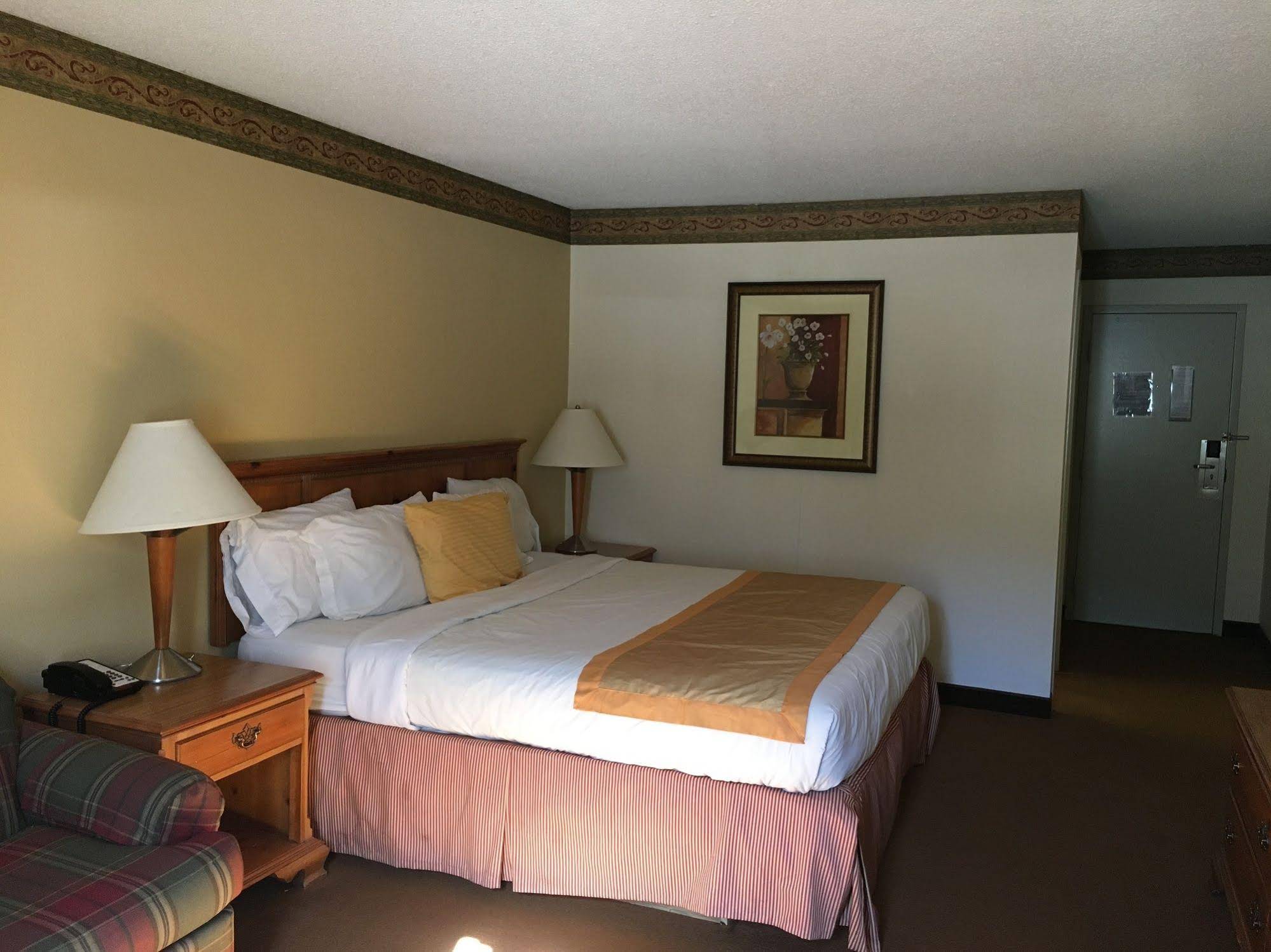 Clarion Hotel Conference Center