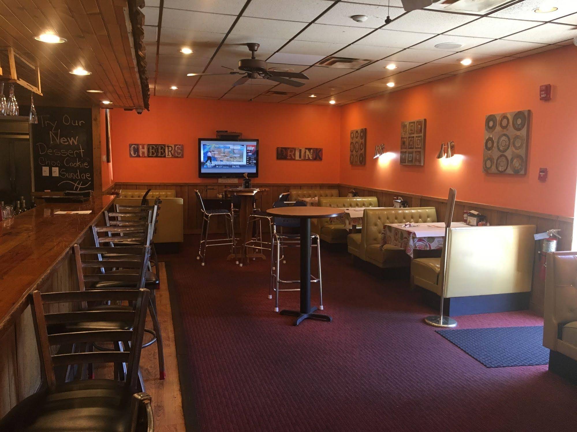 Clarion Hotel Conference Center