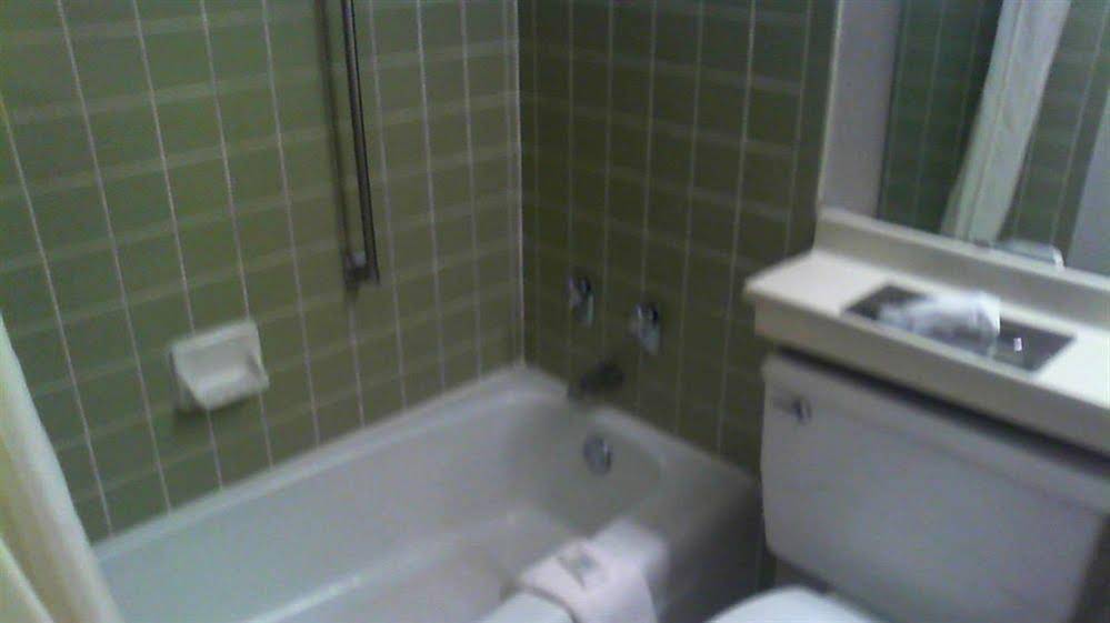 Clarion Hotel Conference Center