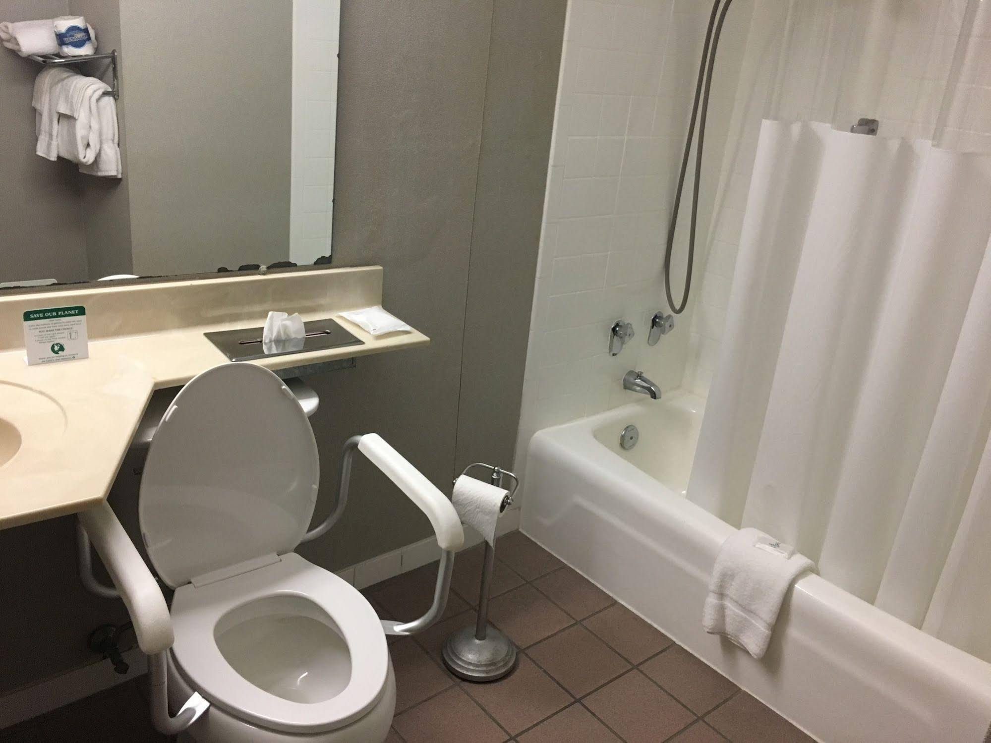 Clarion Hotel Conference Center