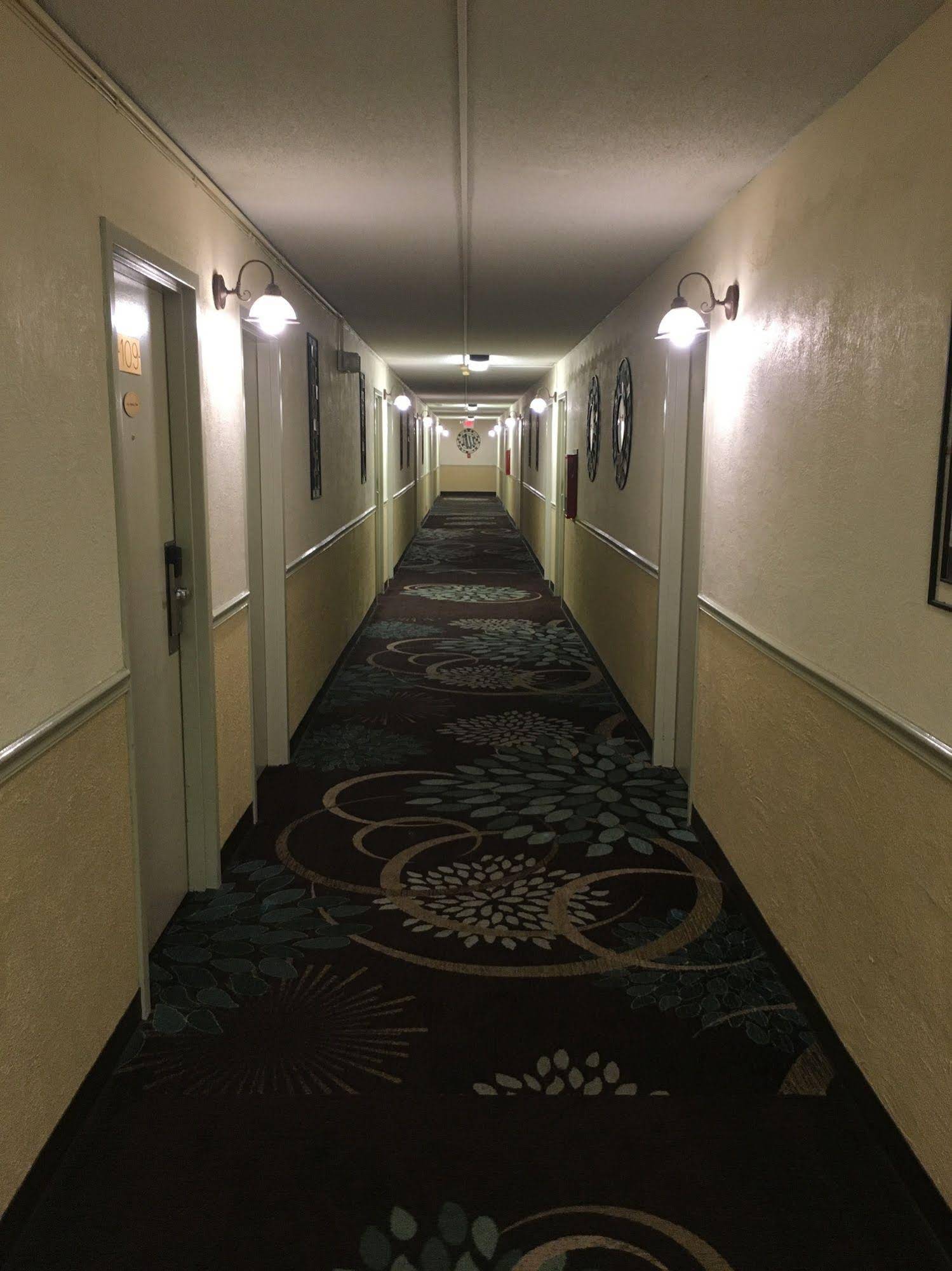 Clarion Hotel Conference Center