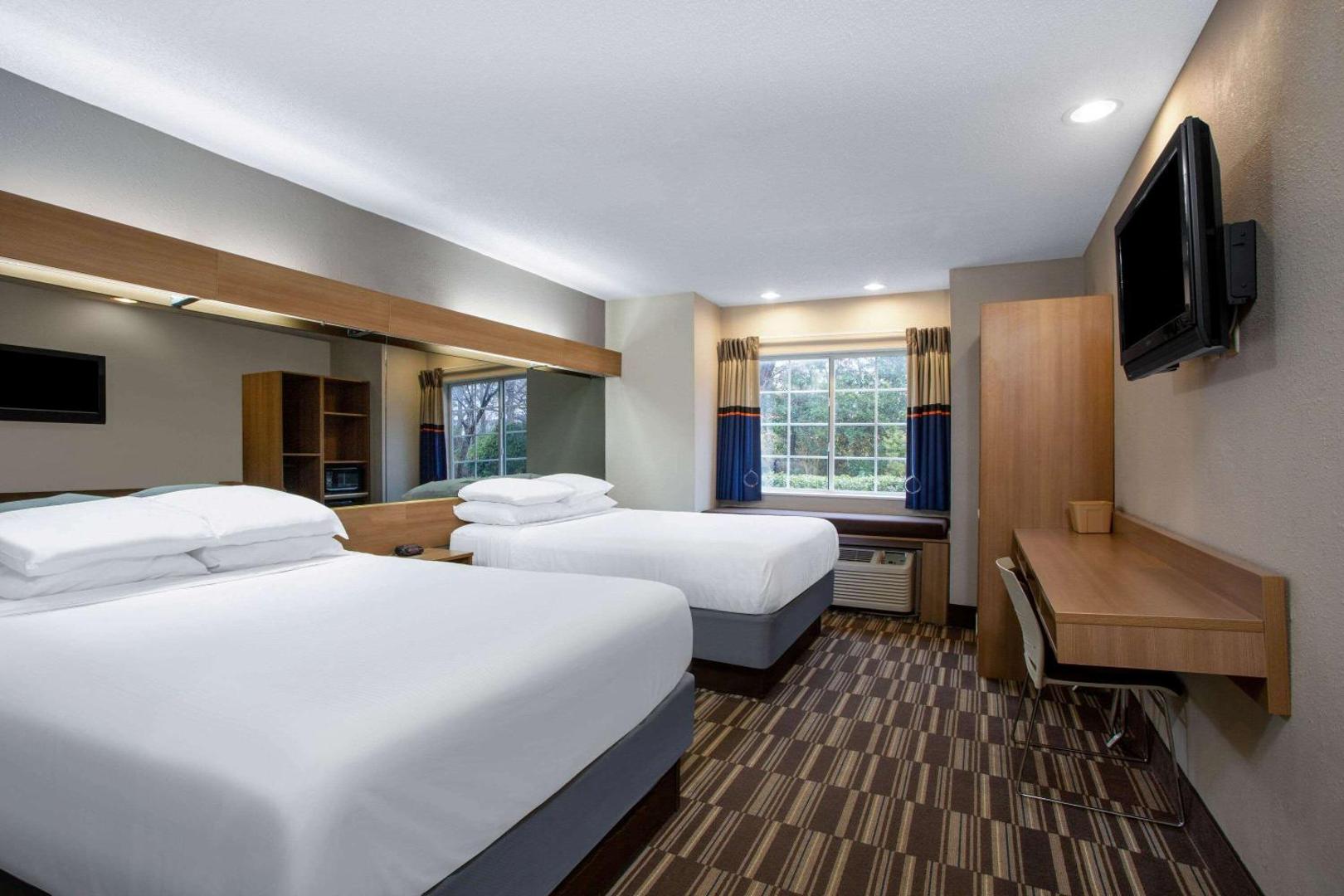 Microtel Inn & Suites by Wyndham Matthews/Charlotte
