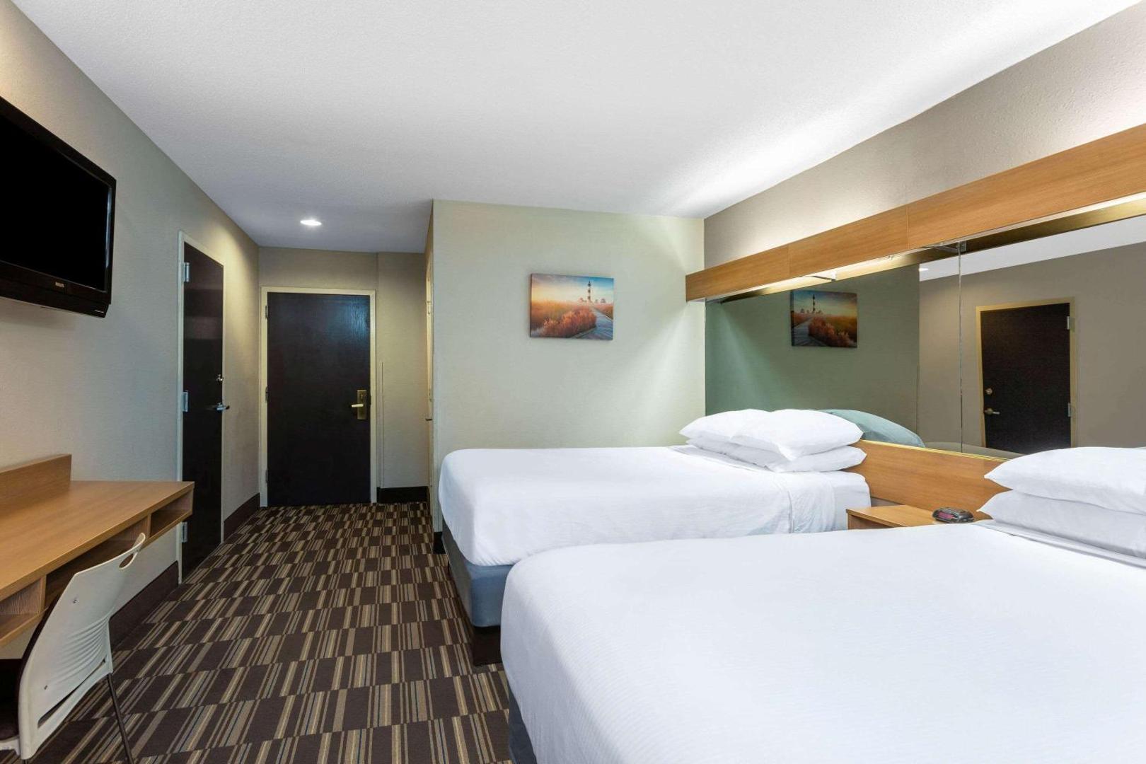 Microtel Inn & Suites by Wyndham Matthews/Charlotte