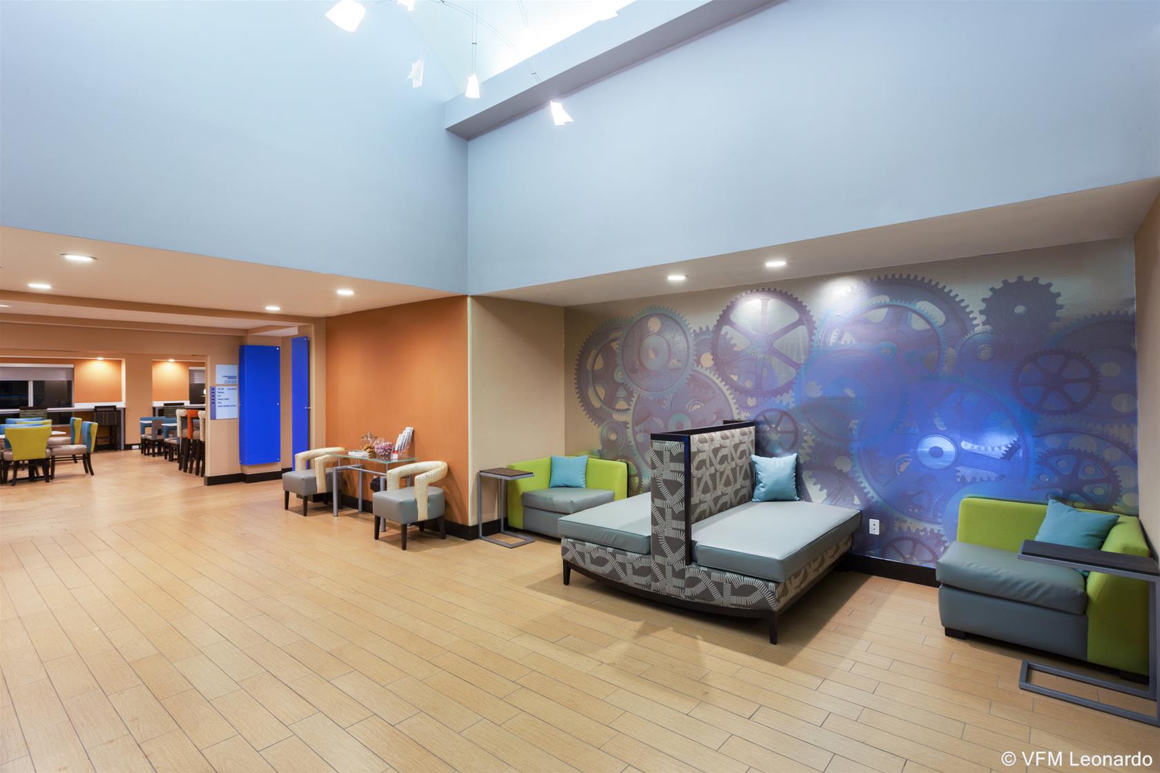 Holiday Inn Express & Suites Mebane