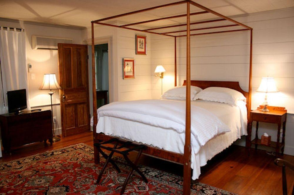 The Inn at Bingham School