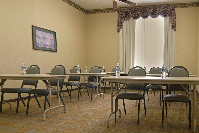 Best Western Inn & Suites - Monroe