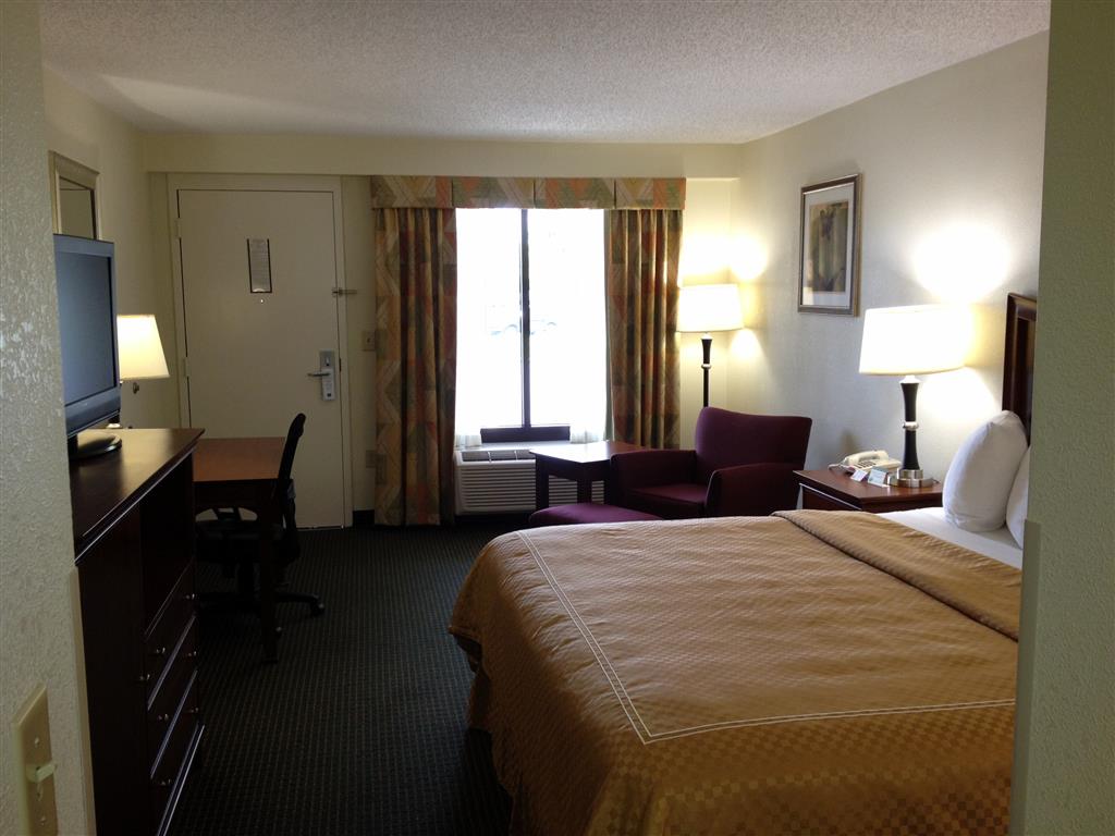 Best Western Inn & Suites - Monroe