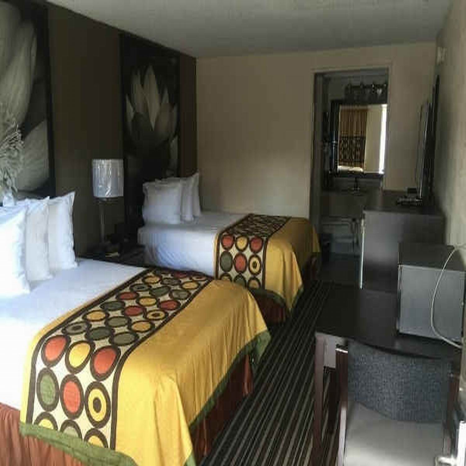 Super 8 by Wyndham Monroe