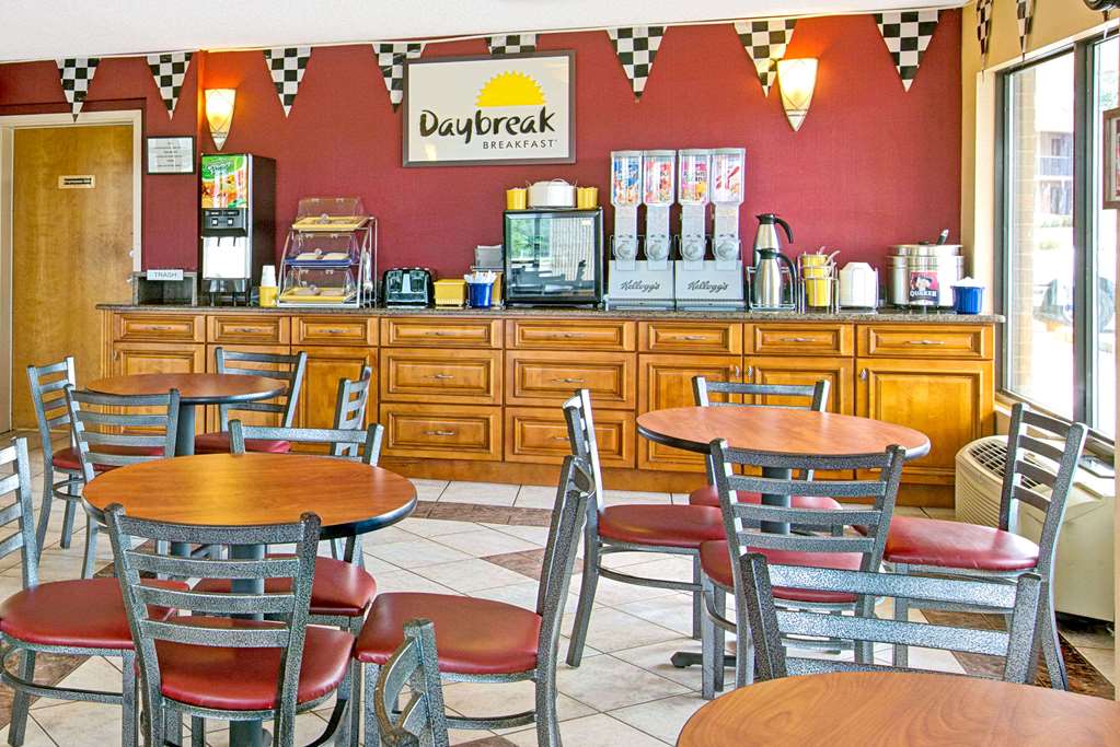 Days Inn by Wyndham Mooresville Lake Norman