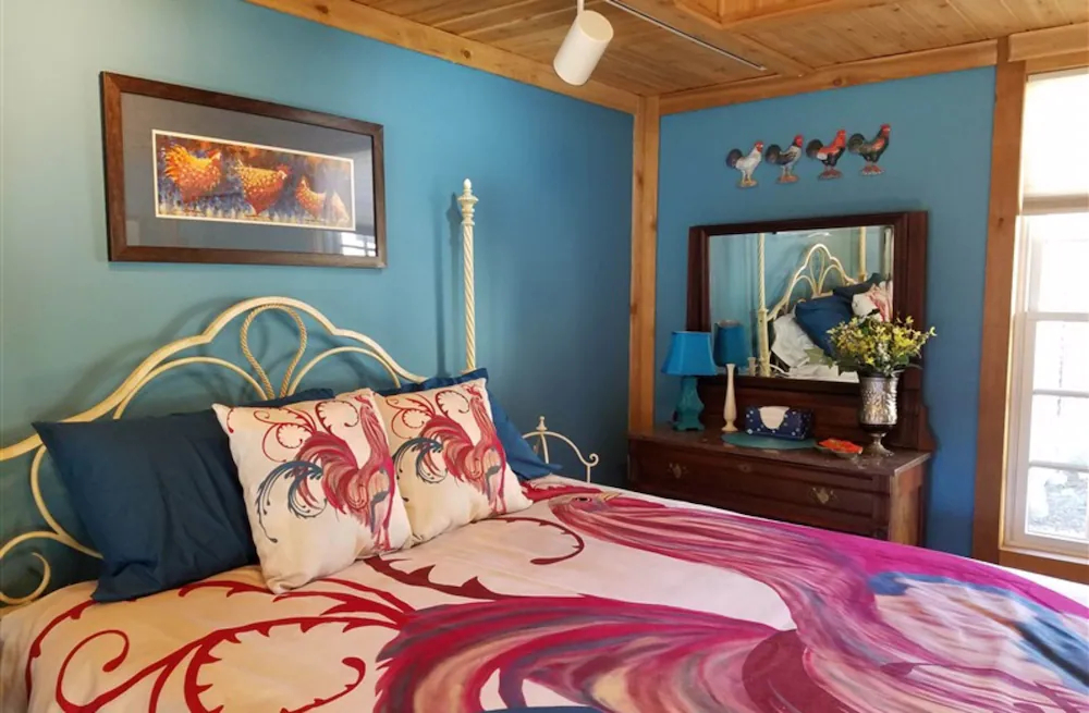 Silly Chickens Lodge
