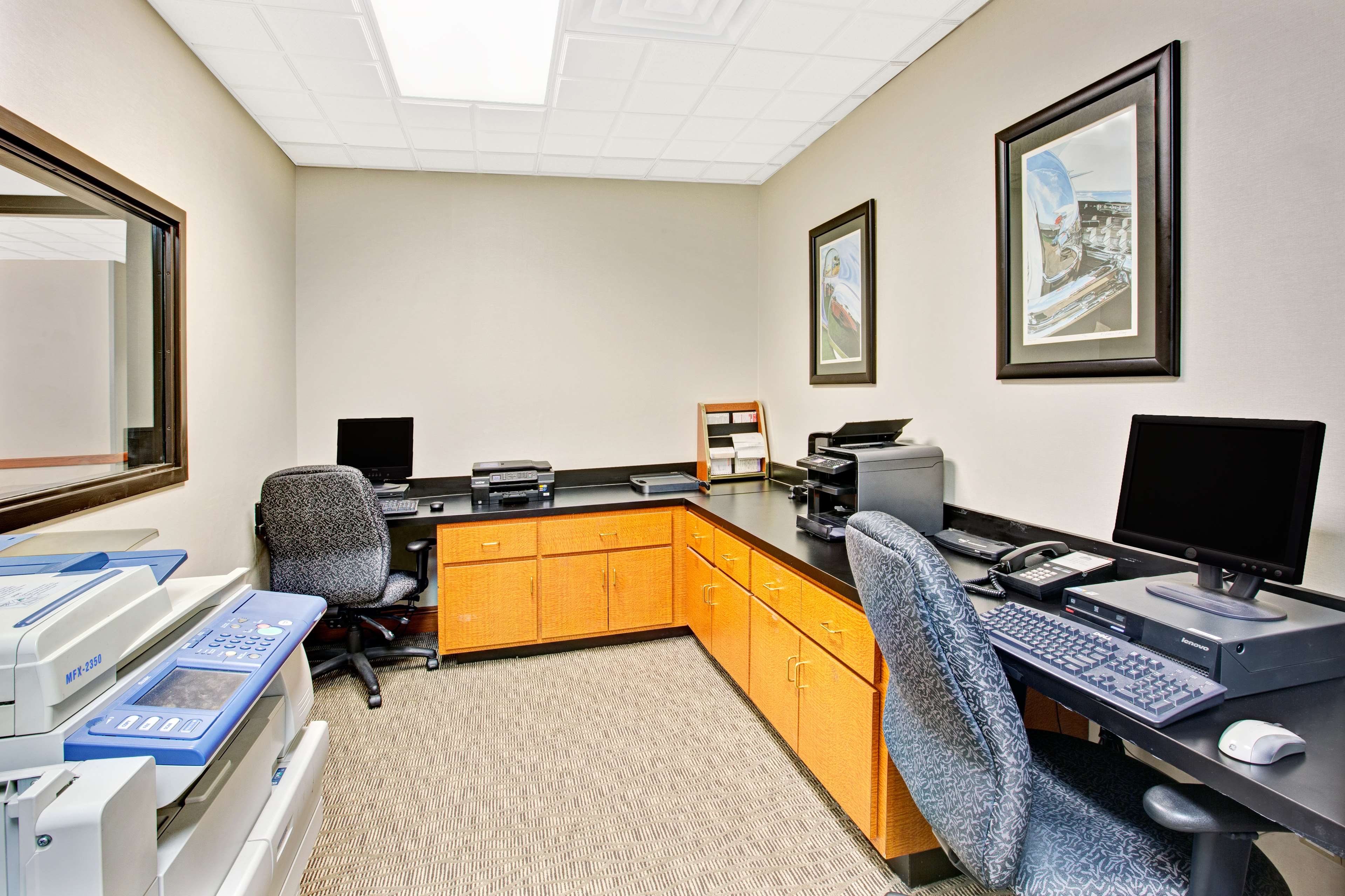 La Quinta Inn & Suites by Wyndham Mooresville