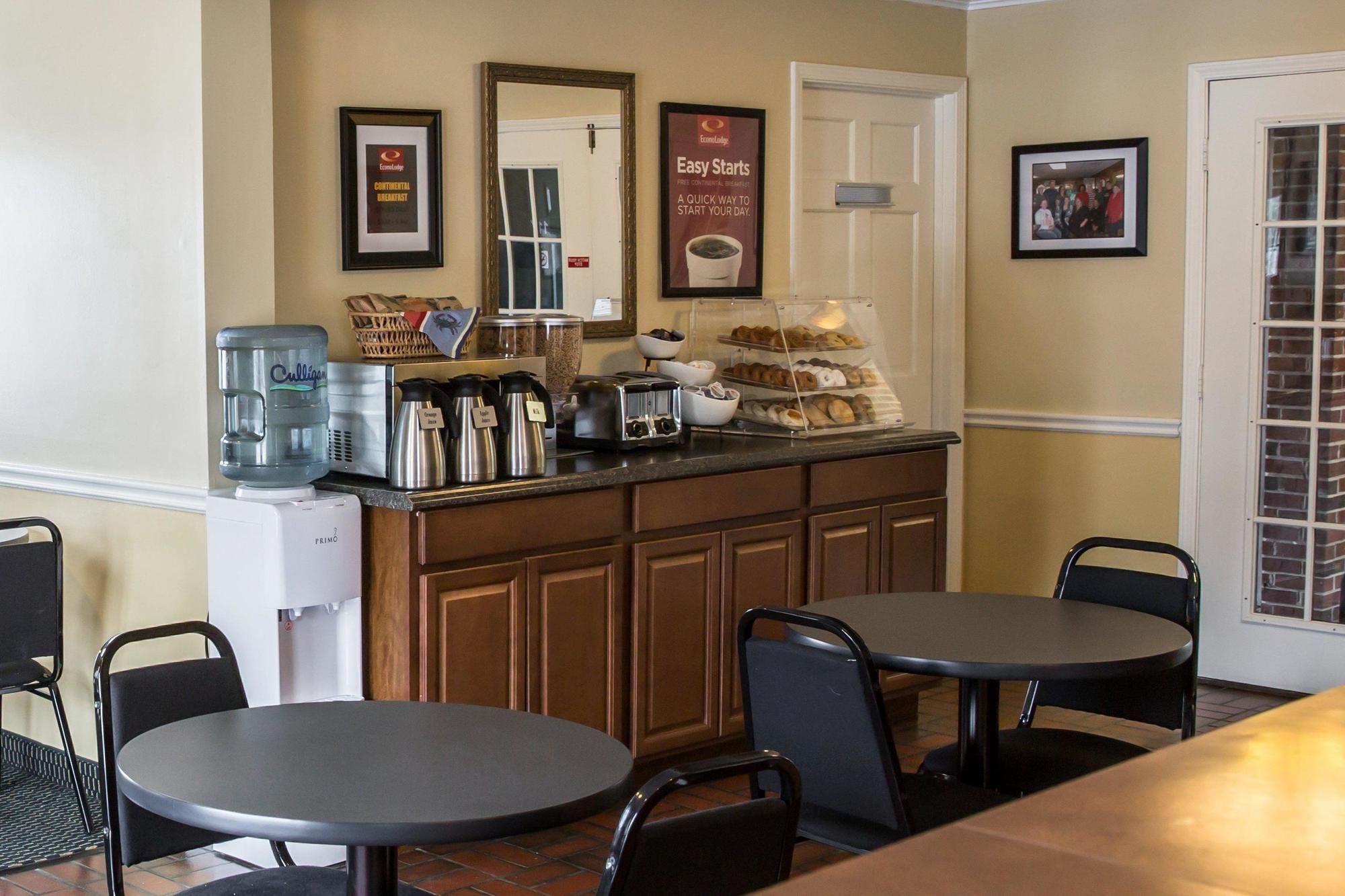 Econo Lodge Crystal Coast