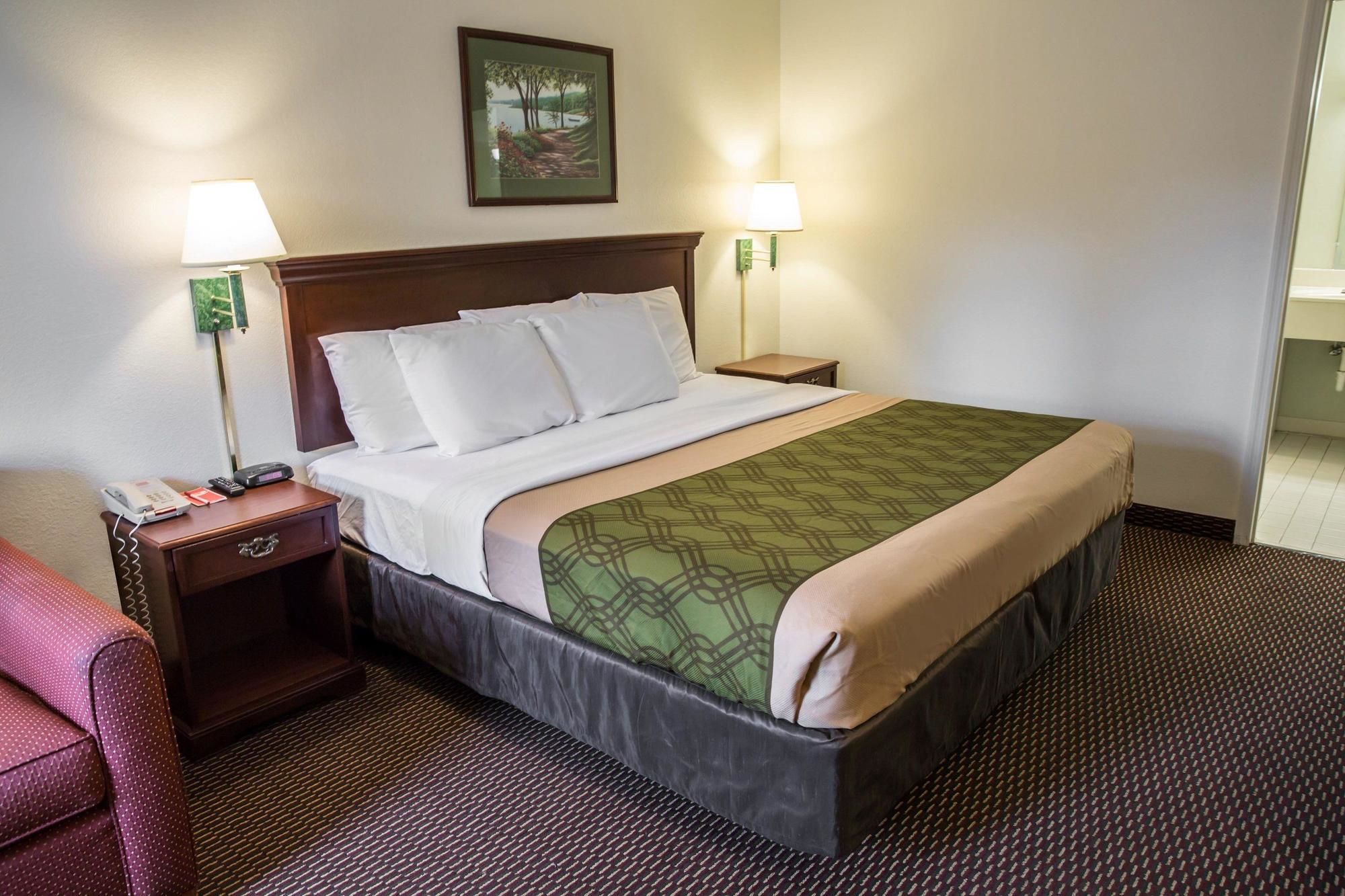 Econo Lodge Crystal Coast