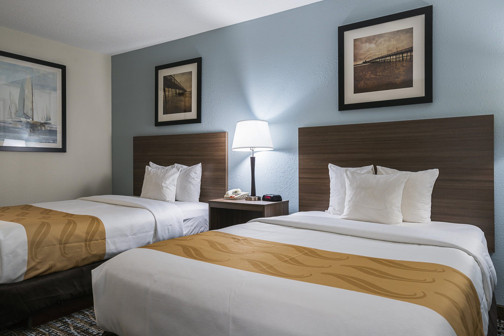 Garnet Inn & Suites