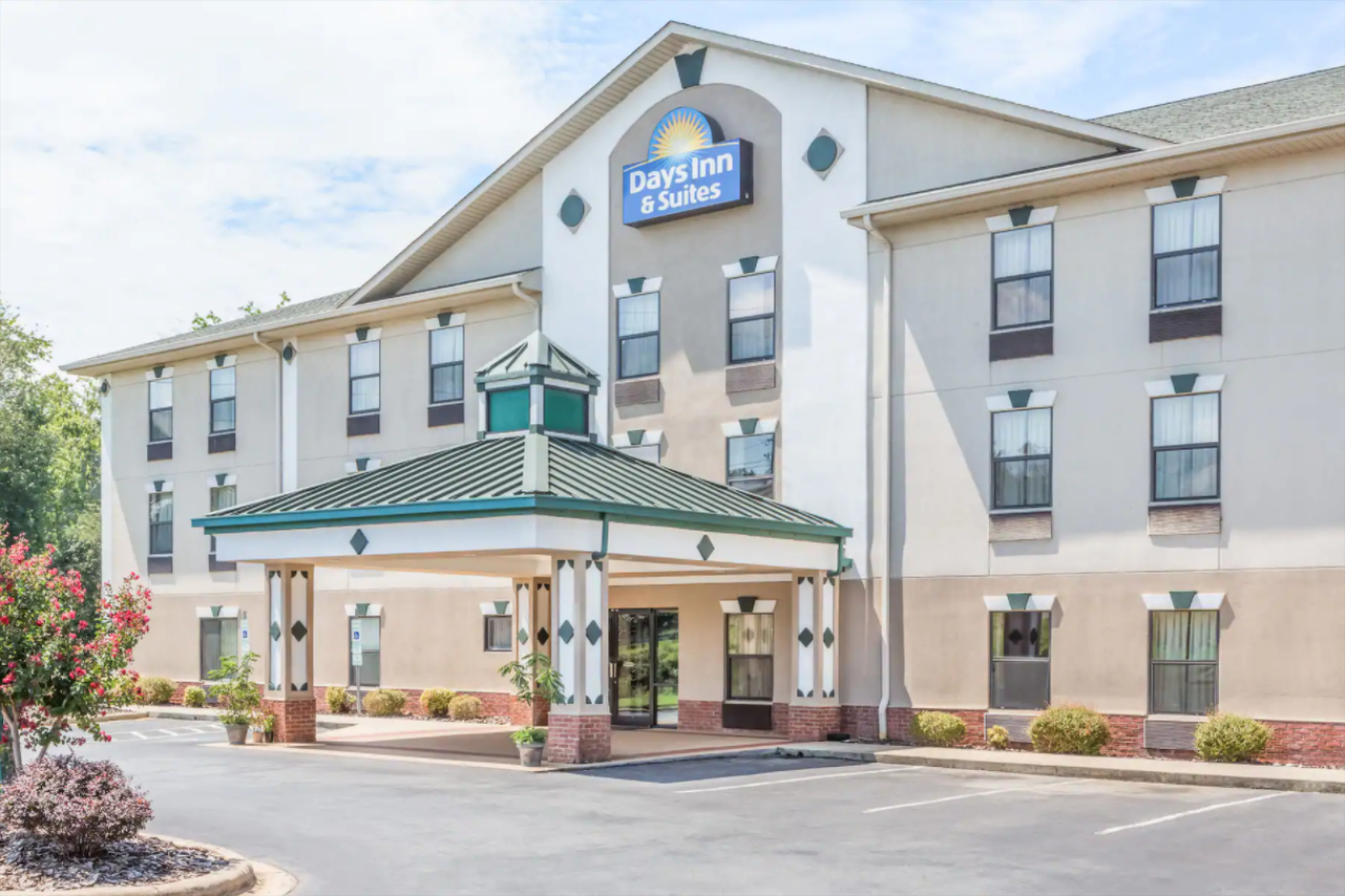 Super 8 by Wyndham Morganton