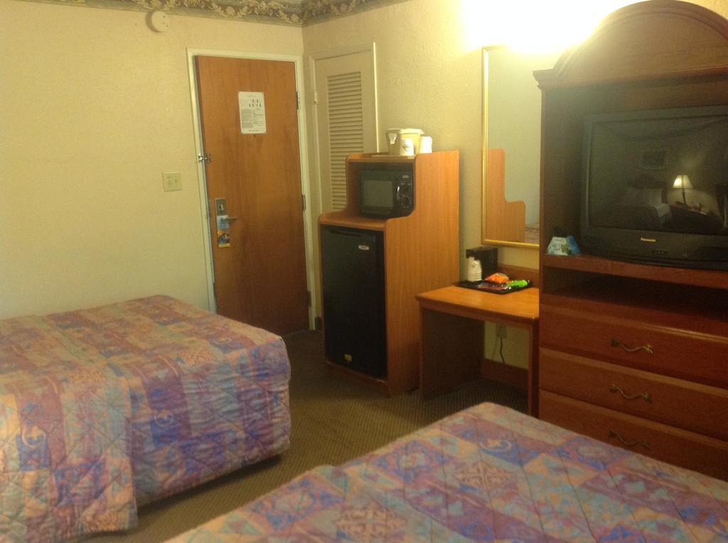 Days Inn by Wyndham Raleigh-Airport-Research Triangle Park