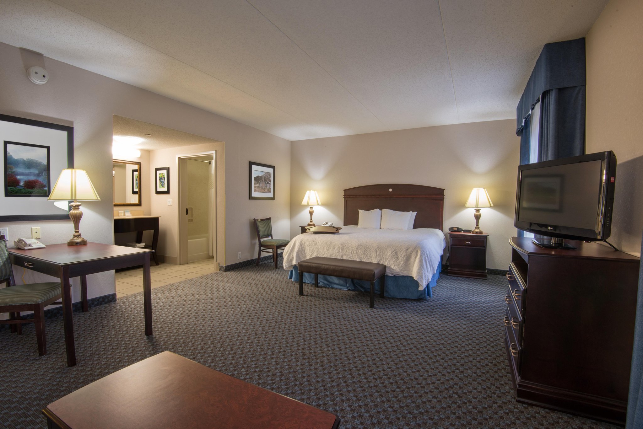 Hampton Inn Mount Airy