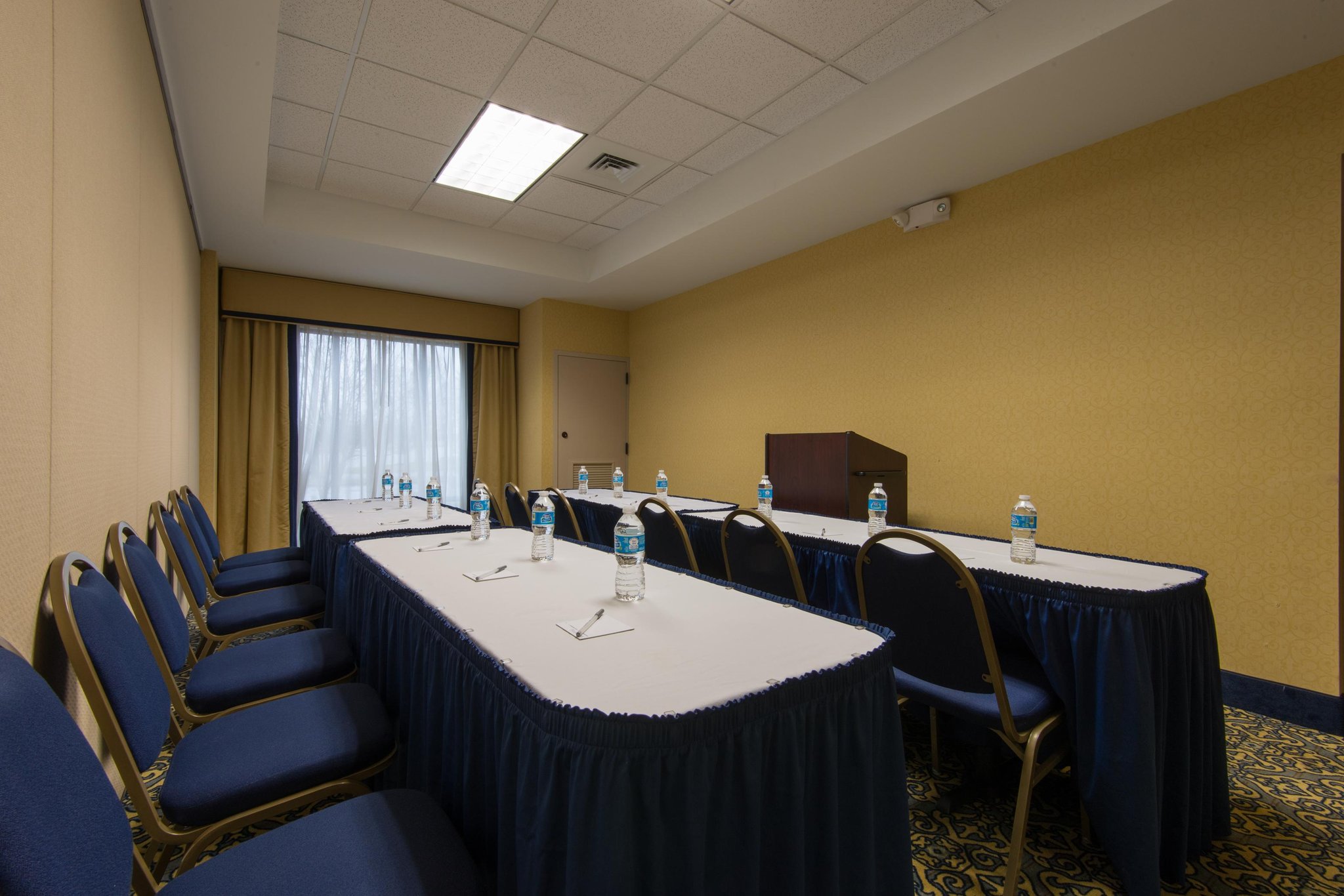 Hampton Inn Mount Airy