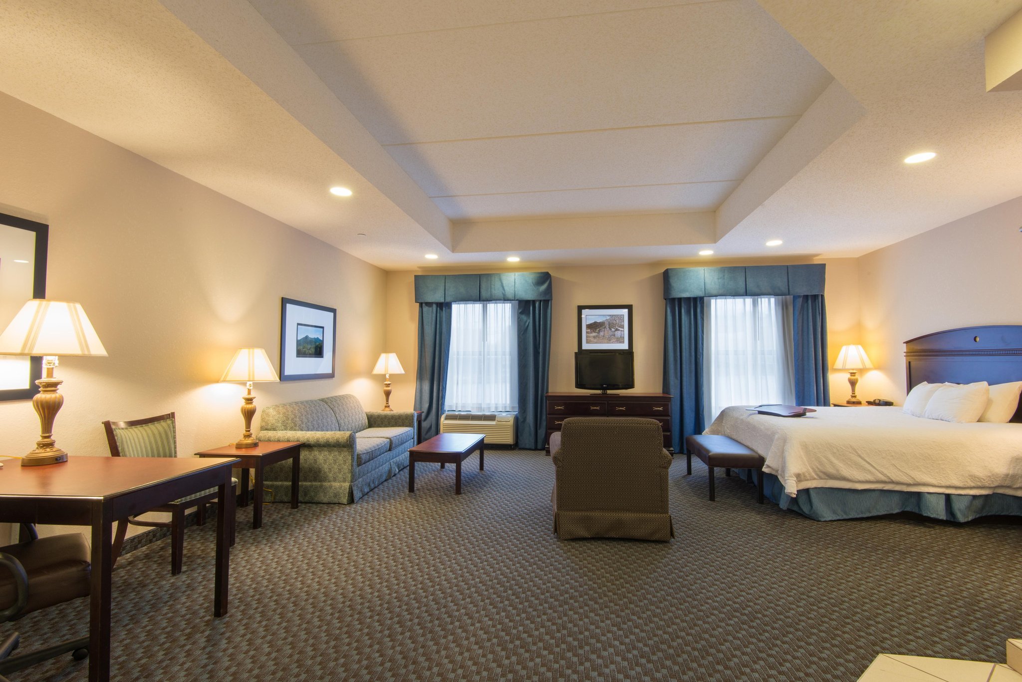 Hampton Inn Mount Airy