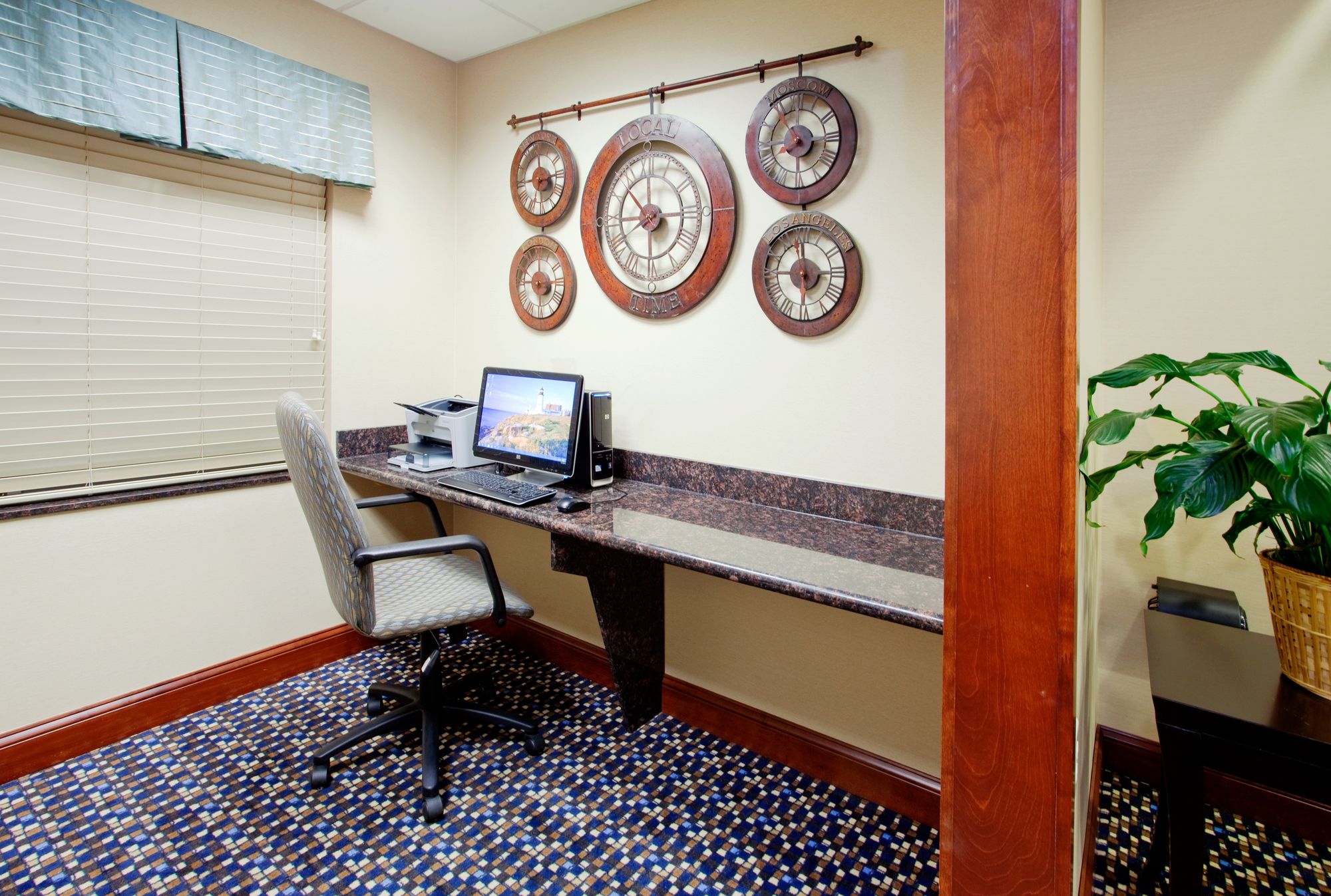 Holiday Inn Express Hotel & Suites Mount Airy