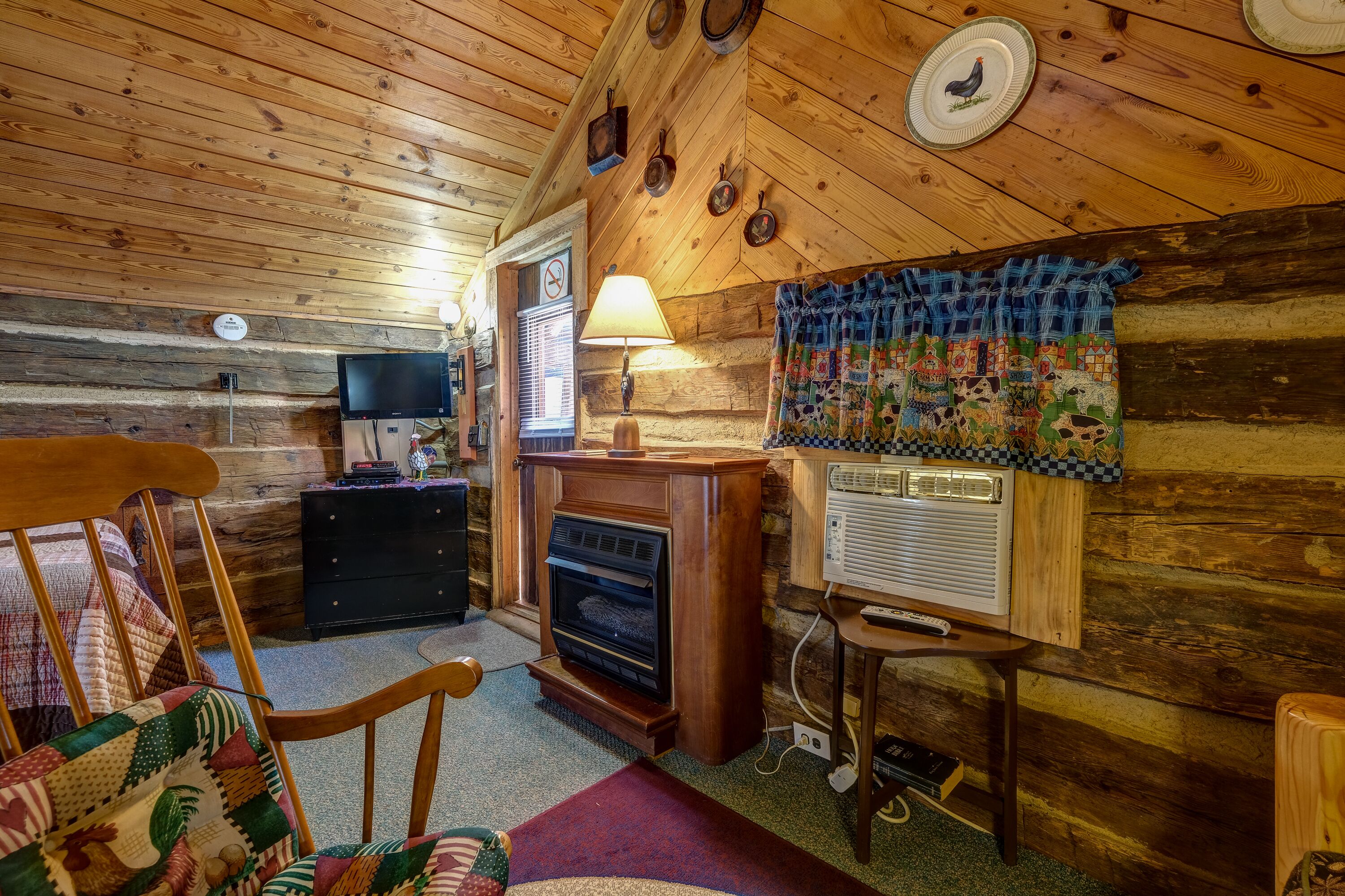 Cobb Creek Cabins
