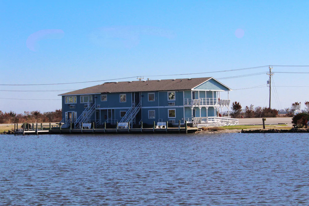 Fin N' Feather Waterside Inn Fin N' Feather Waterside Inn