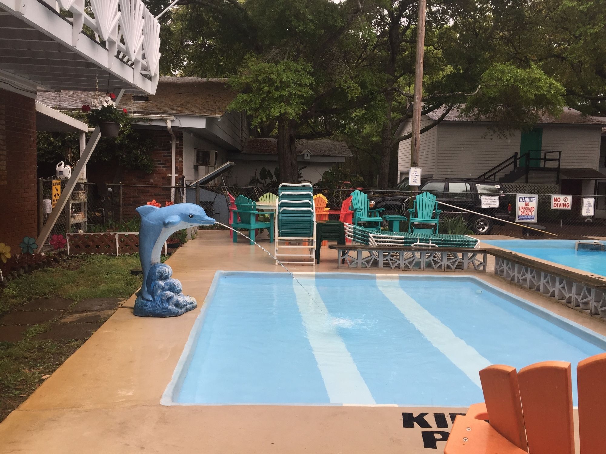 Captain's Cove Motel