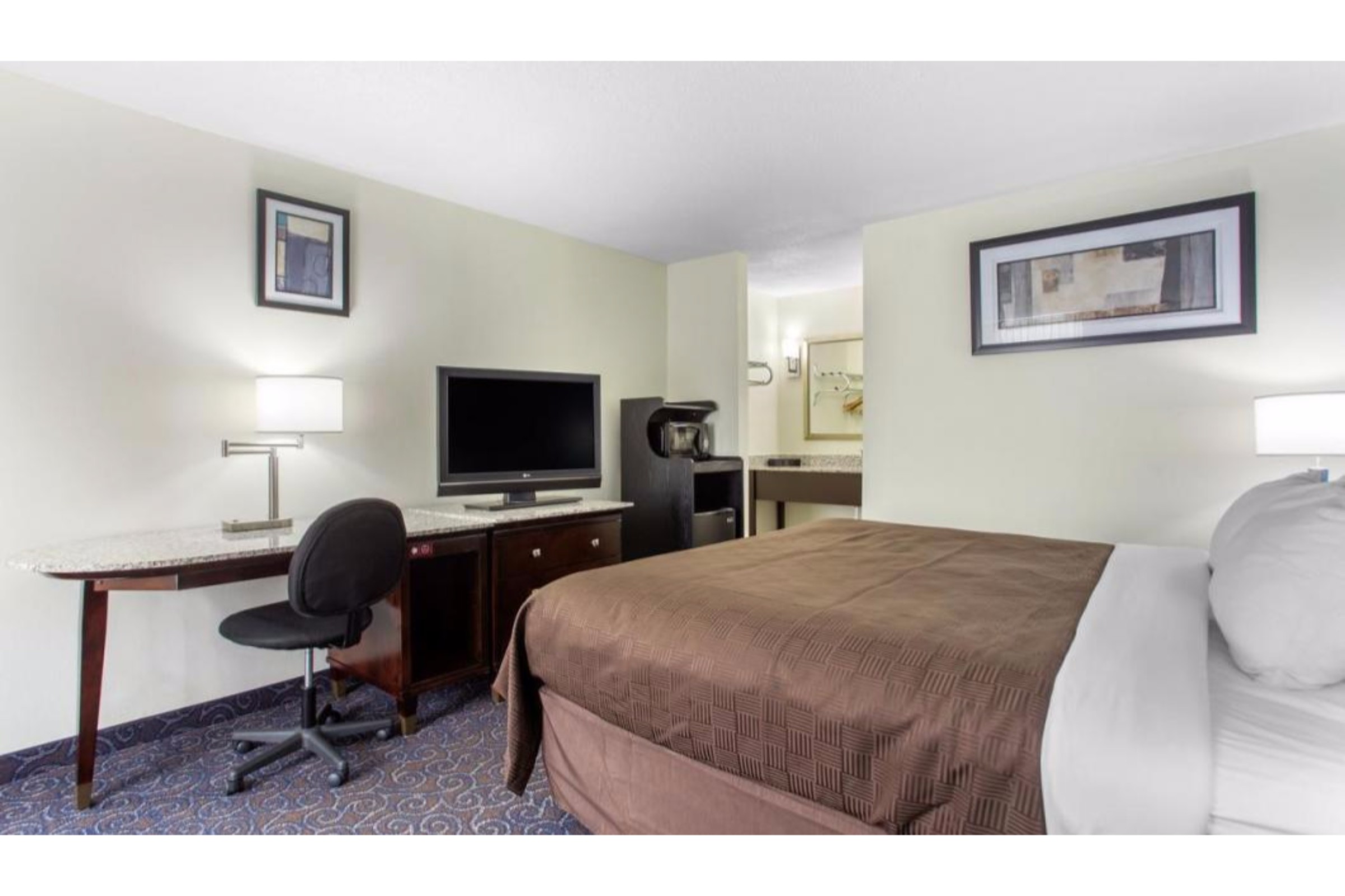 Days Inn and Suites by Wyndham Oxford