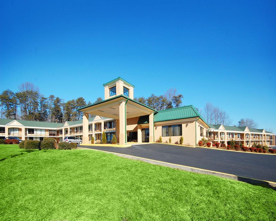 Econo Lodge Pilot Mountain