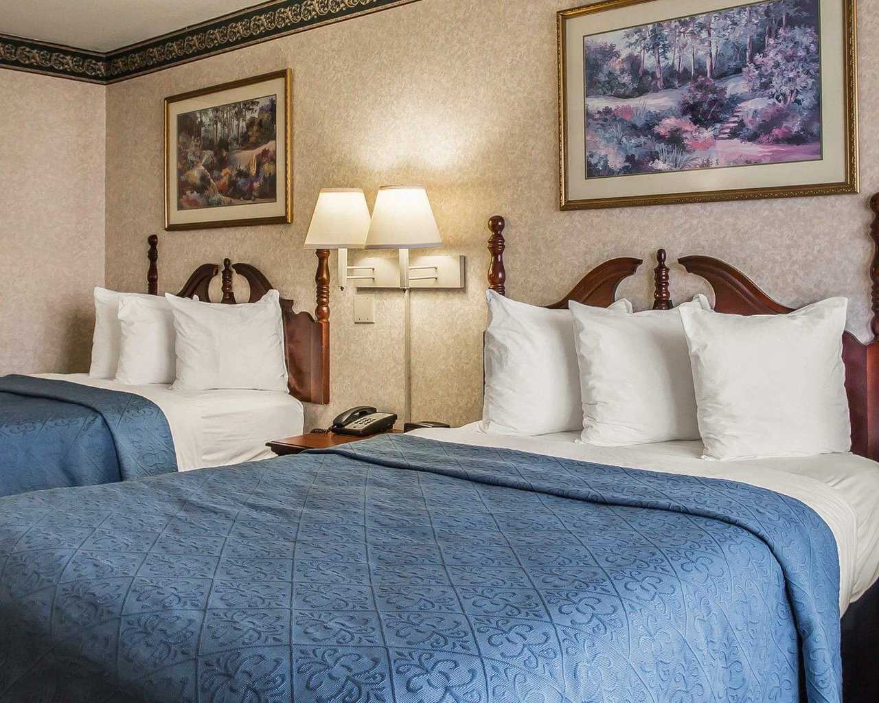 Econo Lodge Pilot Mountain