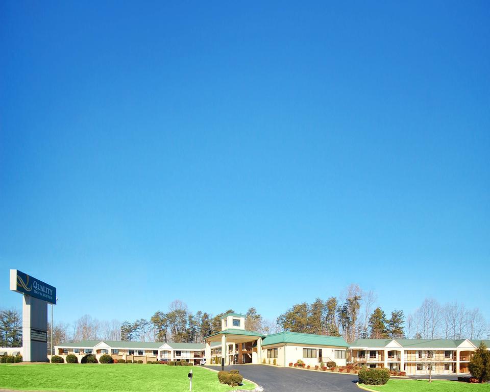 Econo Lodge Pilot Mountain