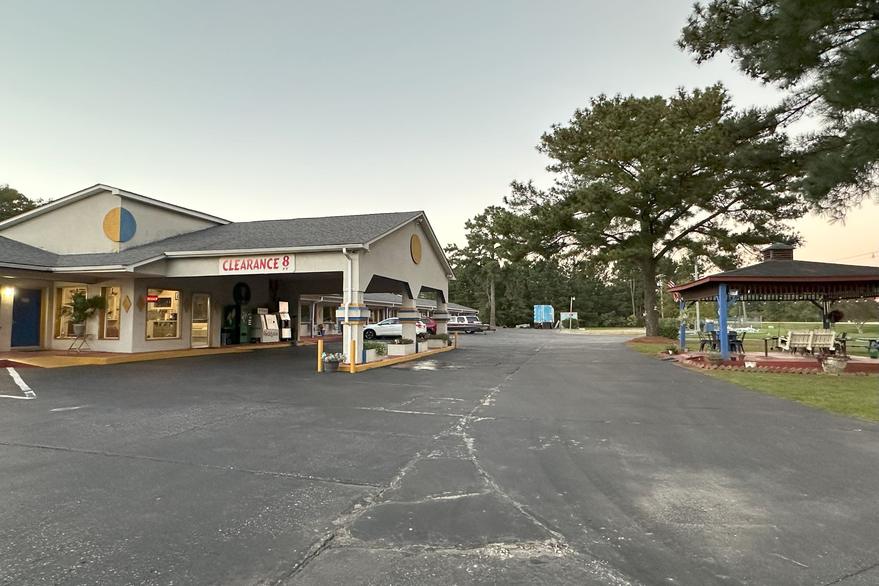 Sportsman Inn By Oyo US Hwy 64