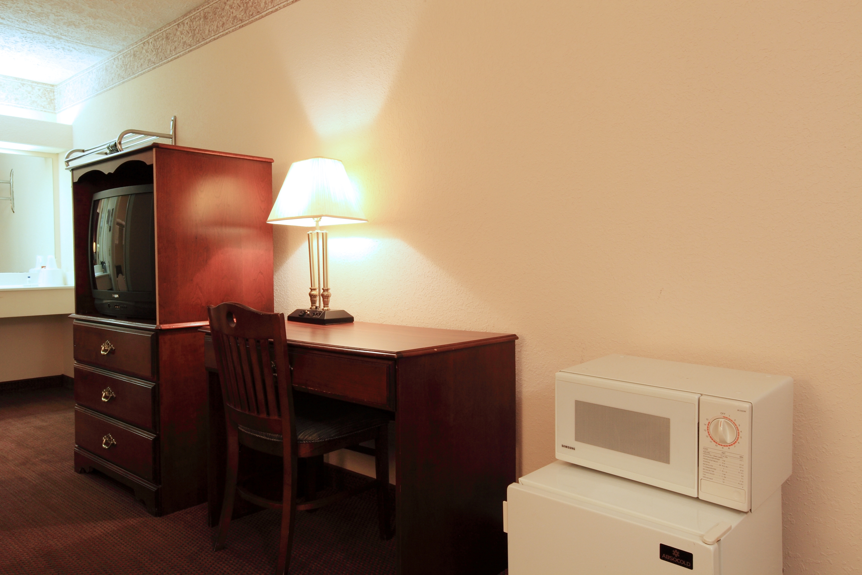 Americas Best Value Inn North Capital