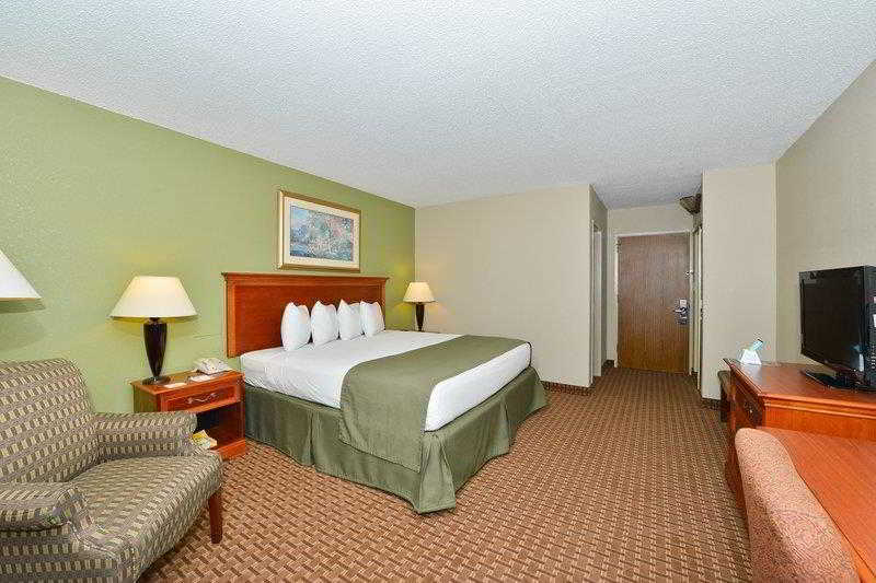 SureStay Plus Hotel by Best Western Raleigh North Downtown