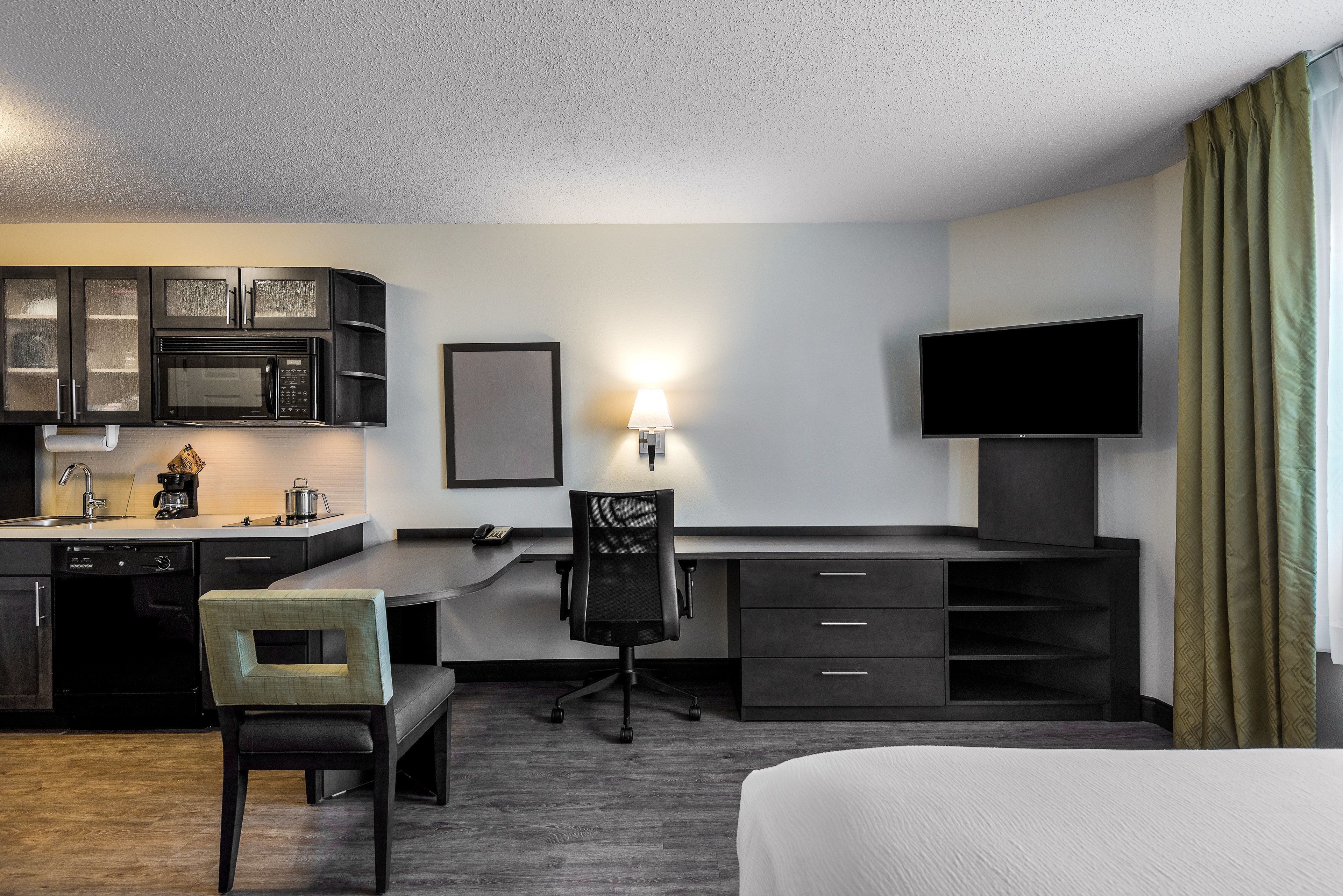 Candlewood Suites Raleigh Crabtree