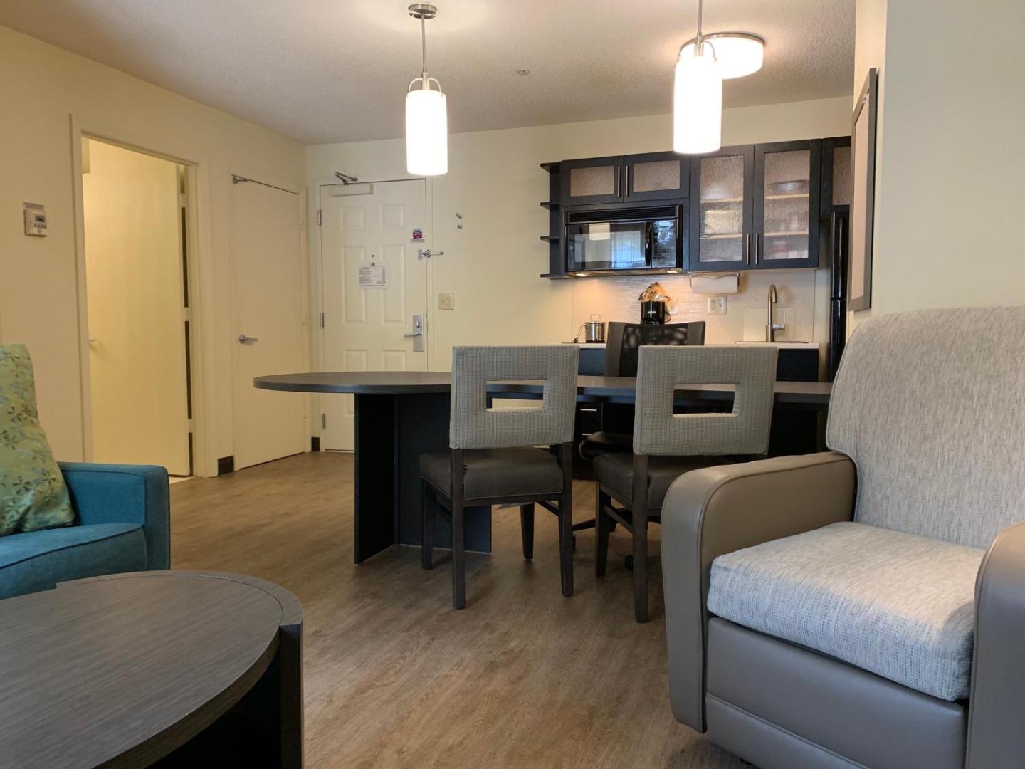 Candlewood Suites Raleigh Crabtree