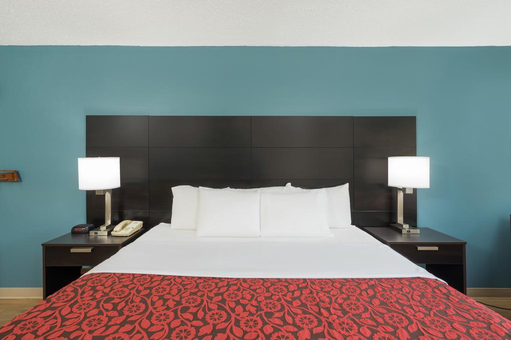 Days Inn by Wyndham Raleigh Midtown