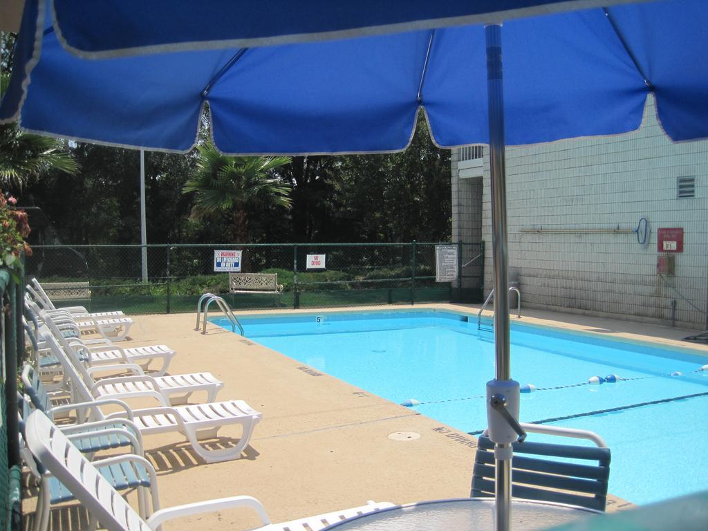 Days Inn by Wyndham Raleigh Midtown